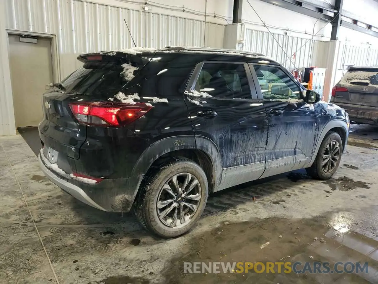 3 fotografías del automóvil dañado KL79MPS27NB107400 CHEVROLET TRAILBLZR 2022