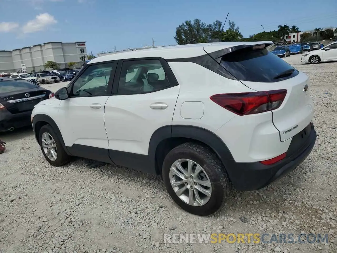 2 fotografías del automóvil dañado KL79MMS27PB207367 CHEVROLET TRAILBLZR 2023