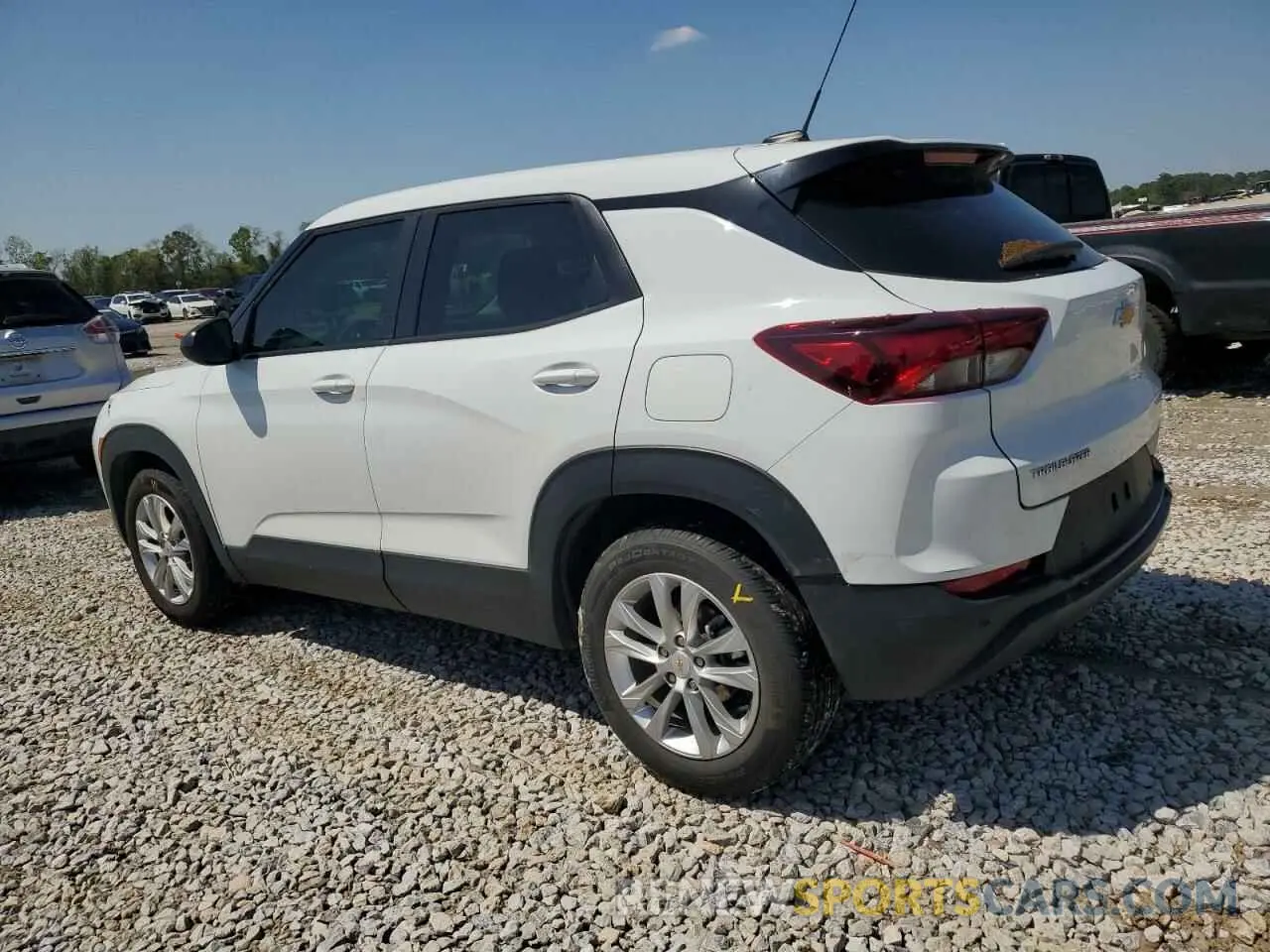 2 fotografías del automóvil dañado KL79MMS2XPB009494 CHEVROLET TRAILBLZR 2023