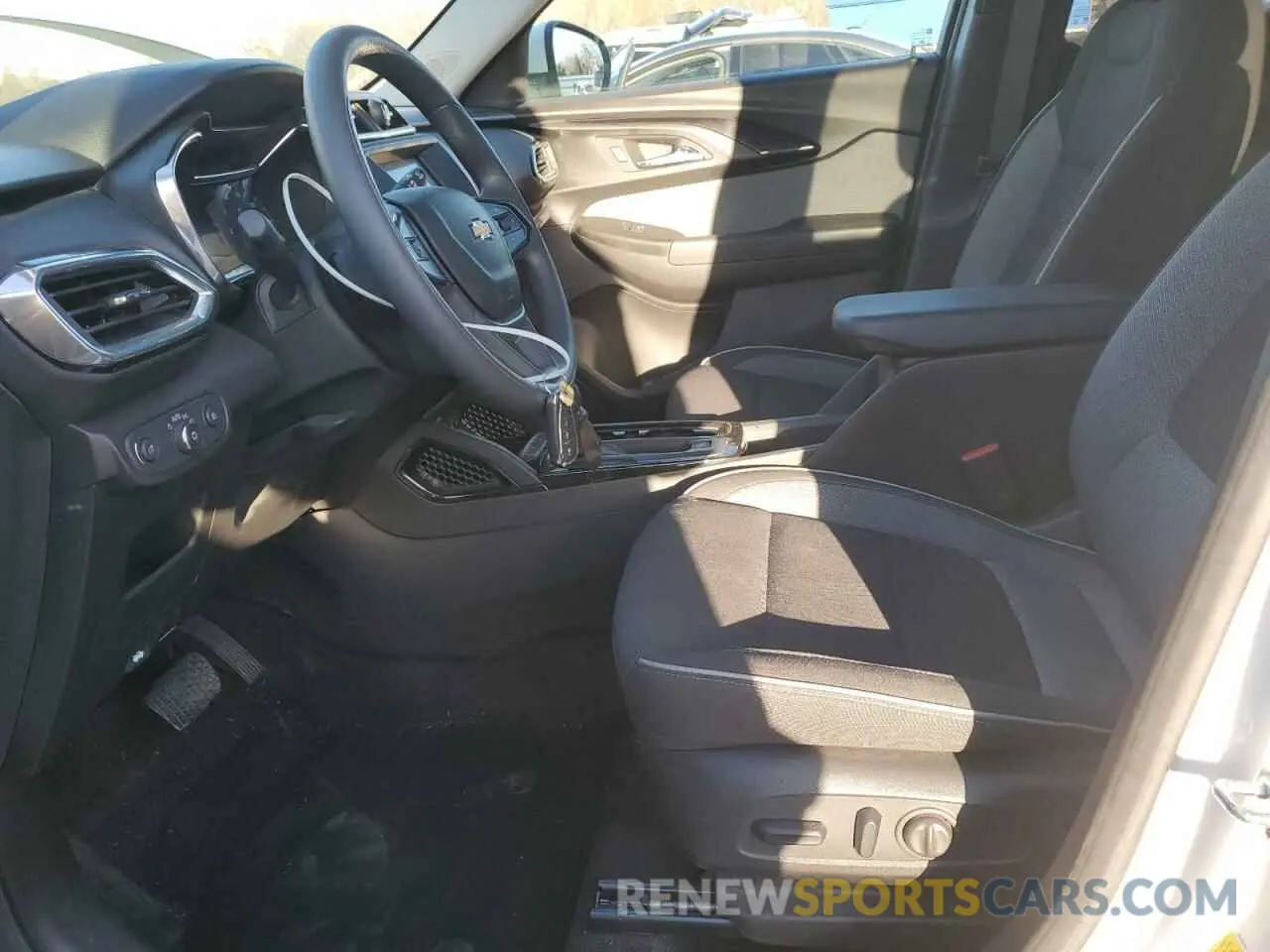 7 fotografías del automóvil dañado KL79MPS29PB181775 CHEVROLET TRAILBLZR 2023