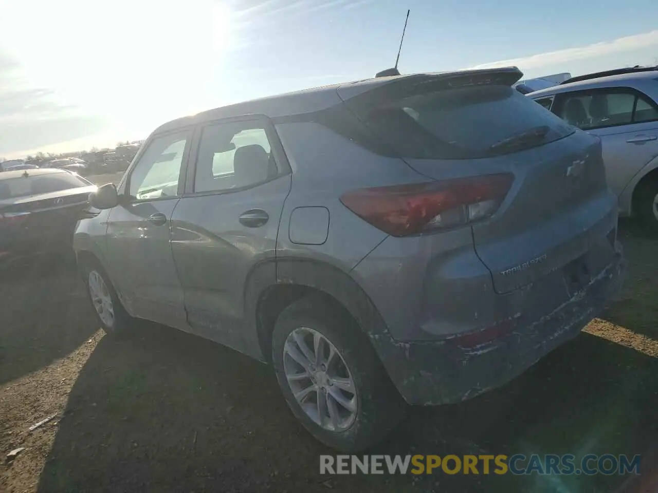 2 fotografías del automóvil dañado KL79MMS2XRB066376 CHEVROLET TRAILBLZR 2024