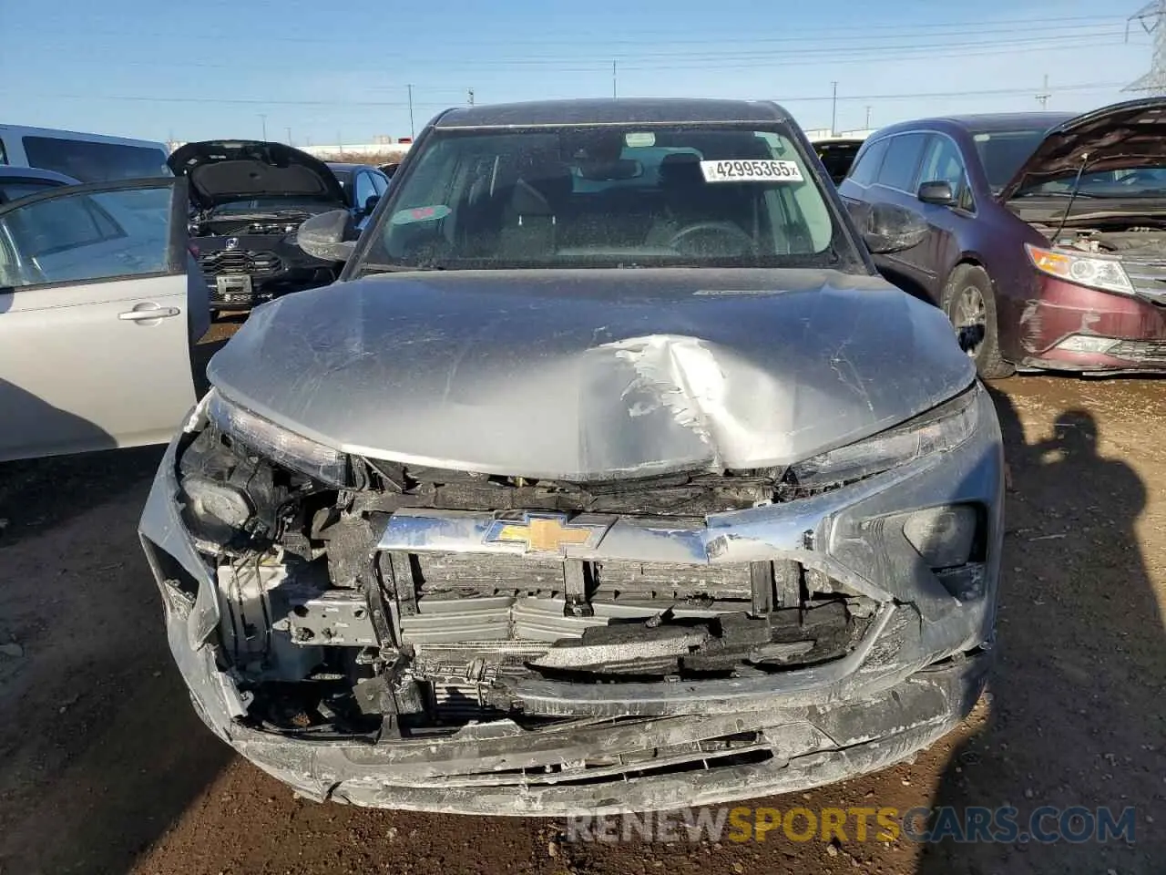 5 fotografías del automóvil dañado KL79MMS2XRB066376 CHEVROLET TRAILBLZR 2024