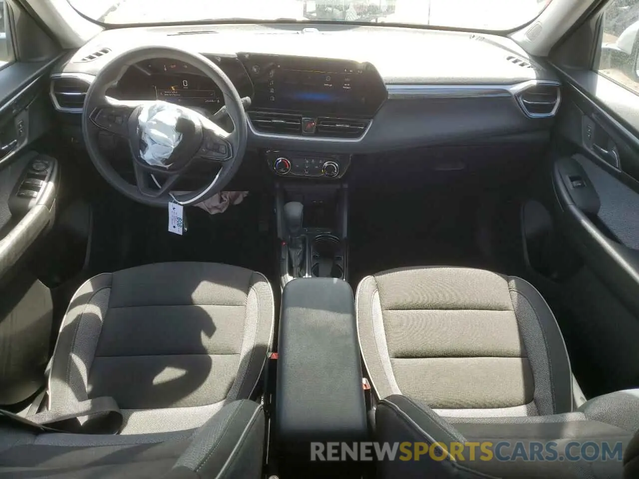 8 fotografías del automóvil dañado KL79MPS27RB180742 CHEVROLET TRAILBLZR 2024