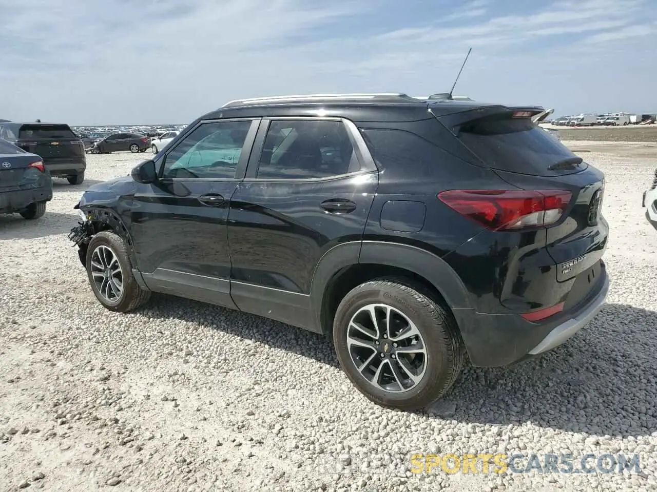 2 fotografías del automóvil dañado KL79MRSL1RB117530 CHEVROLET TRAILBLZR 2024