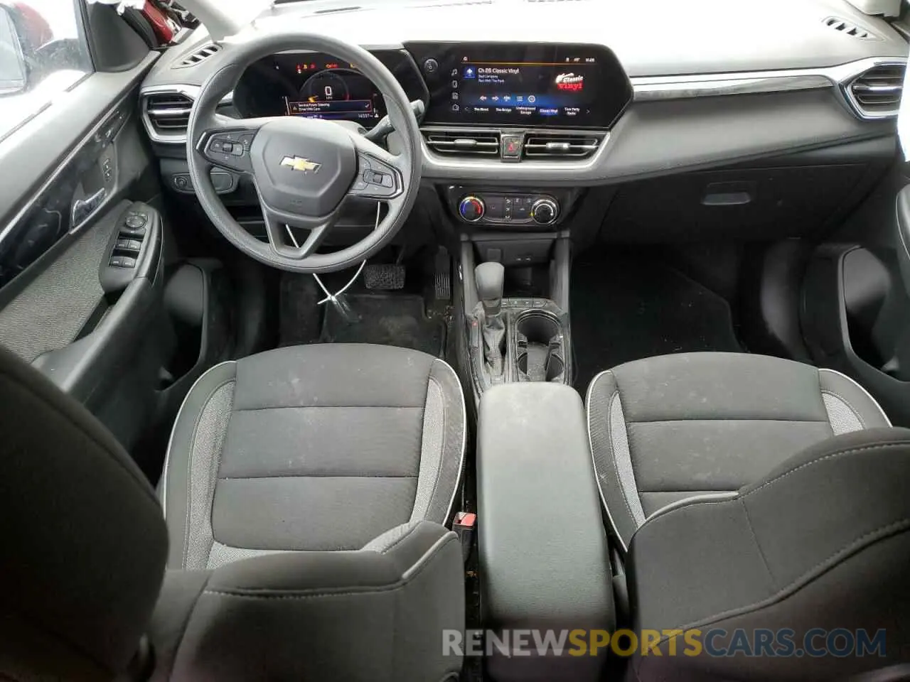 8 fotografías del automóvil dañado KL79MRSL2RB045866 CHEVROLET TRAILBLZR 2024