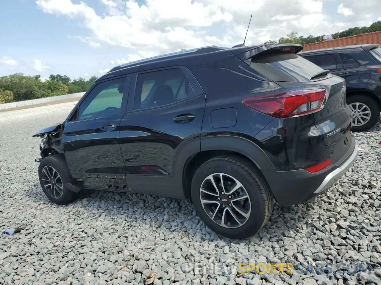2 fotografías del automóvil dañado KL79MPSL7SB085807 CHEVROLET TRAILBLZR 2025