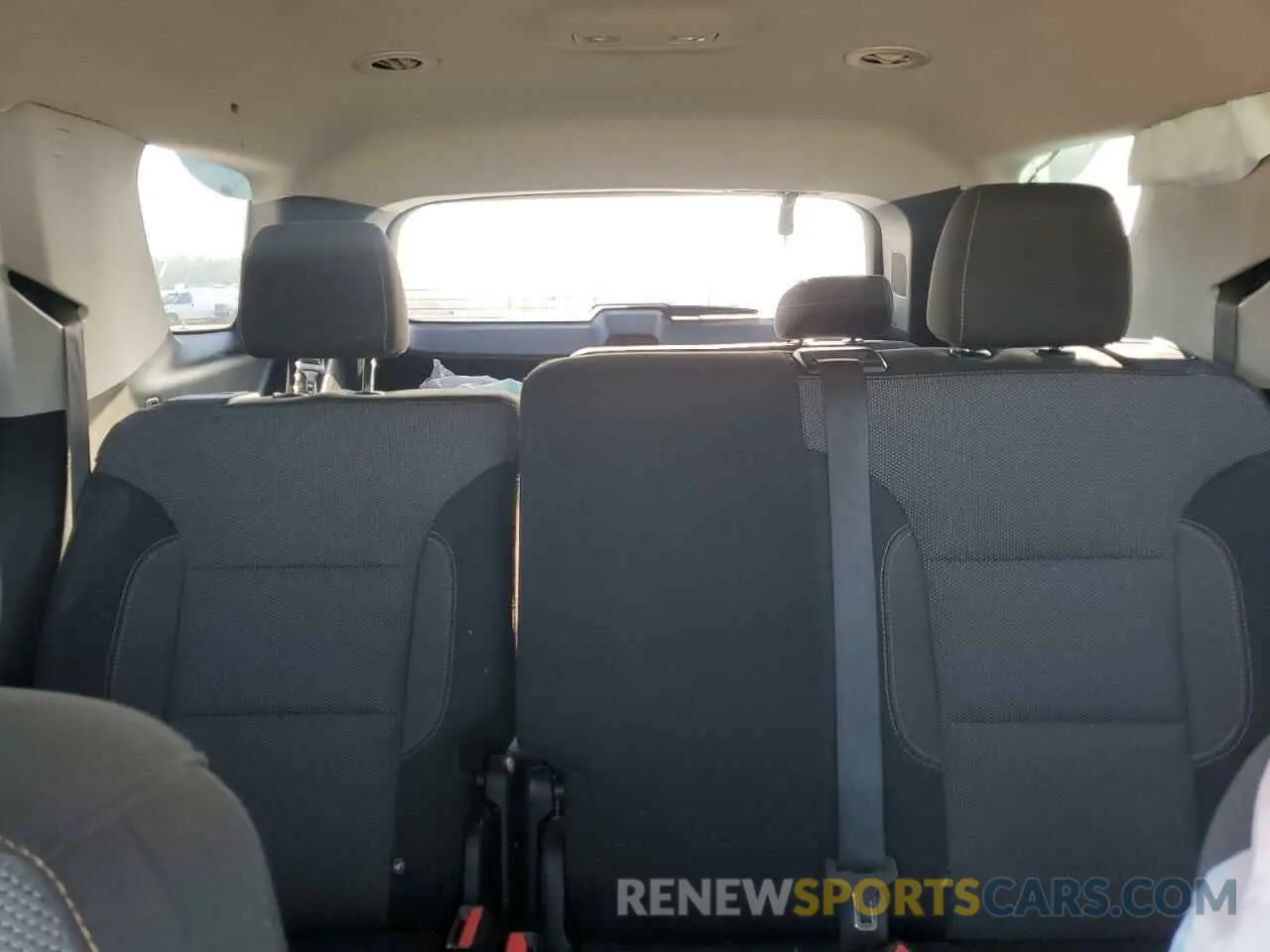 10 fotografías del automóvil dañado 1GNERFKW0KJ120112 CHEVROLET TRAVERSE 2019