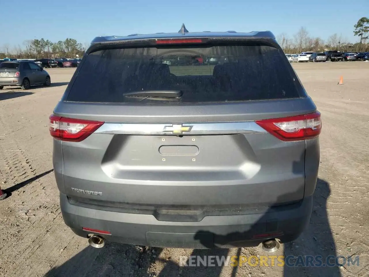 6 fotografías del automóvil dañado 1GNERFKW0KJ120112 CHEVROLET TRAVERSE 2019