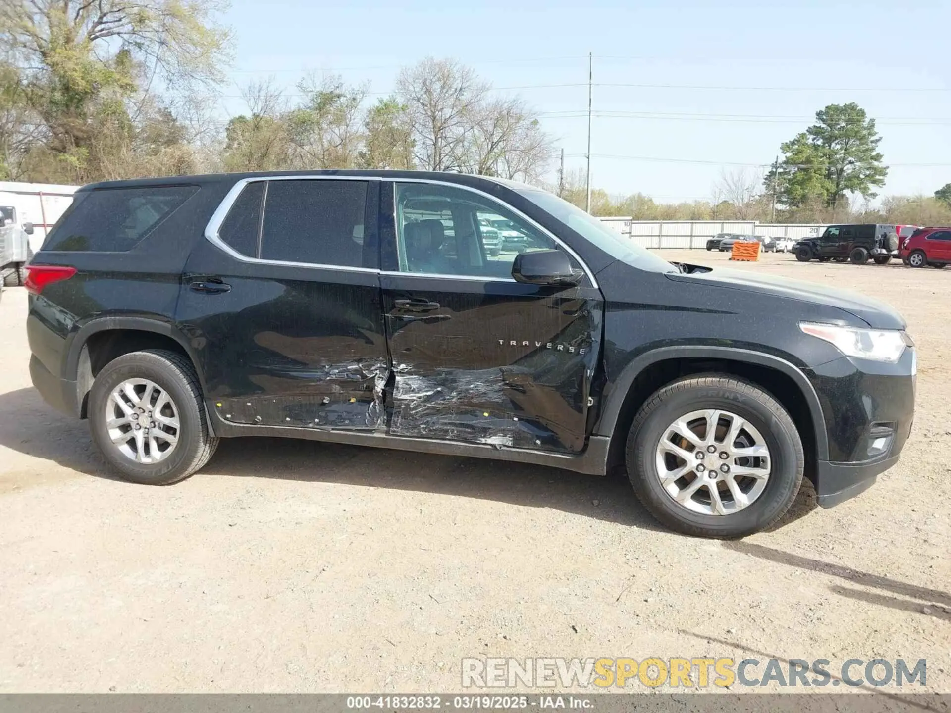 6 fotografías del automóvil dañado 1GNERFKW0KJ165566 CHEVROLET TRAVERSE 2019
