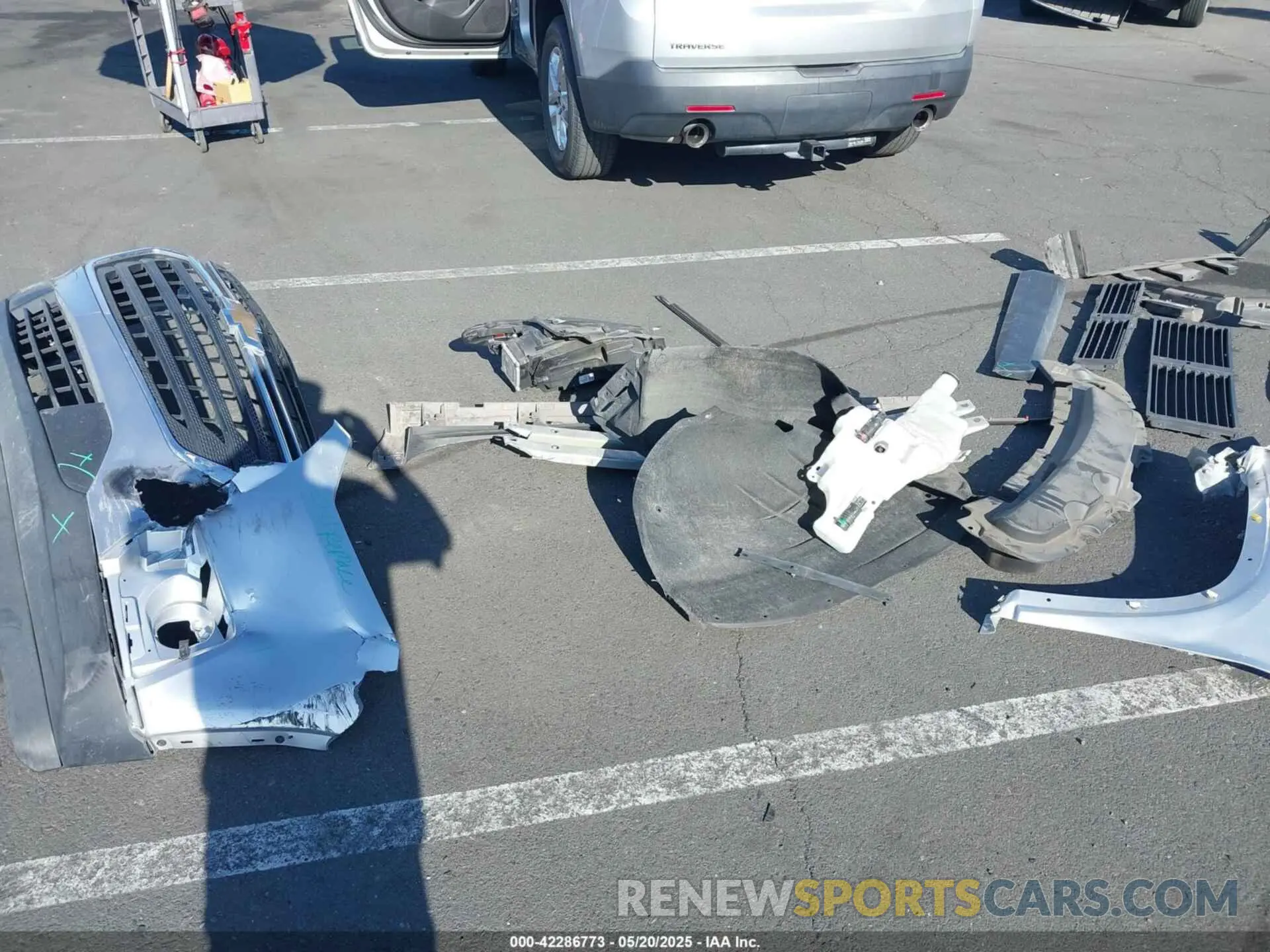 18 fotografías del automóvil dañado 1GNERFKW3KJ238929 CHEVROLET TRAVERSE 2019