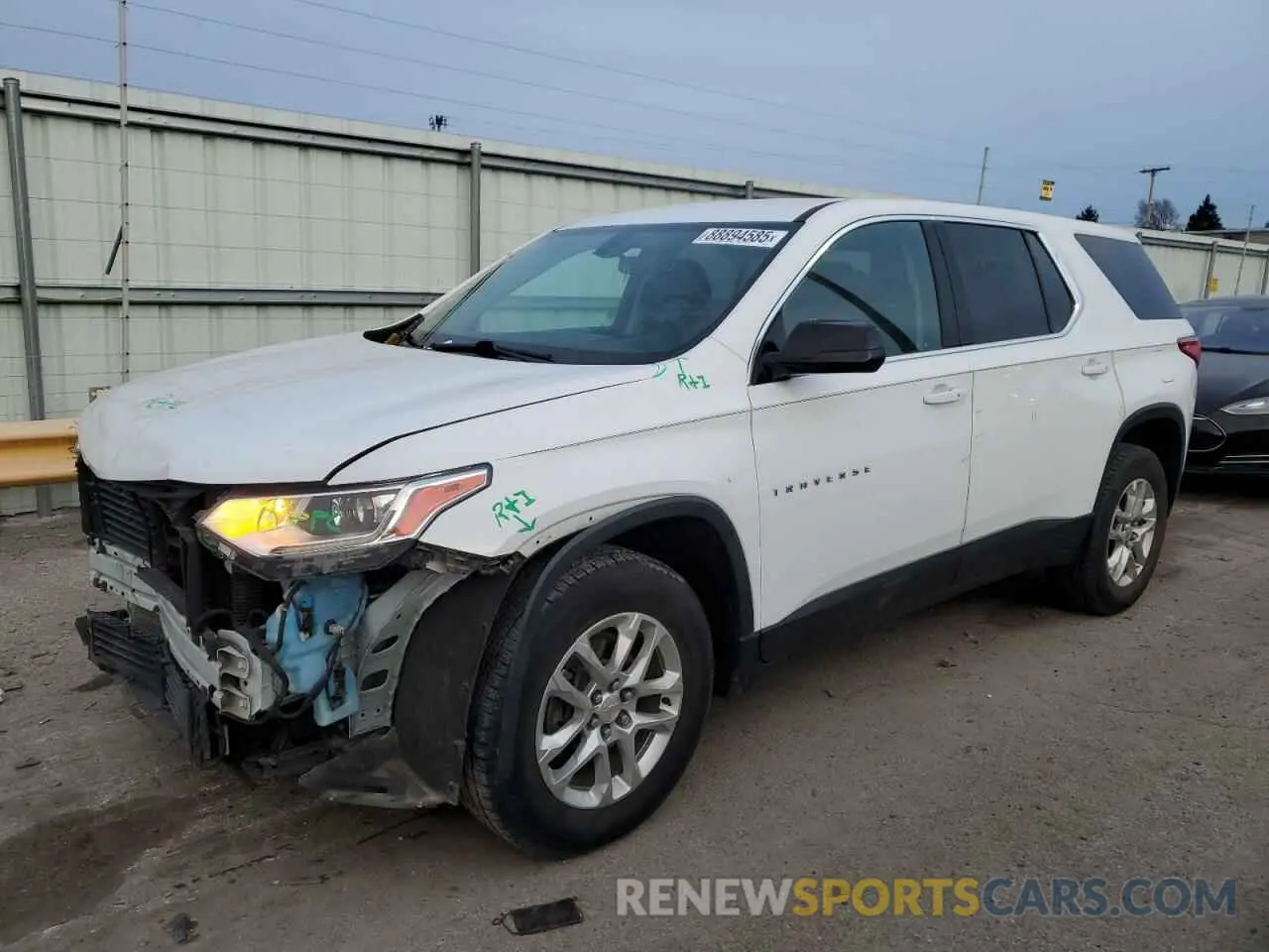1 fotografías del automóvil dañado 1GNERFKW3KJ300944 CHEVROLET TRAVERSE 2019