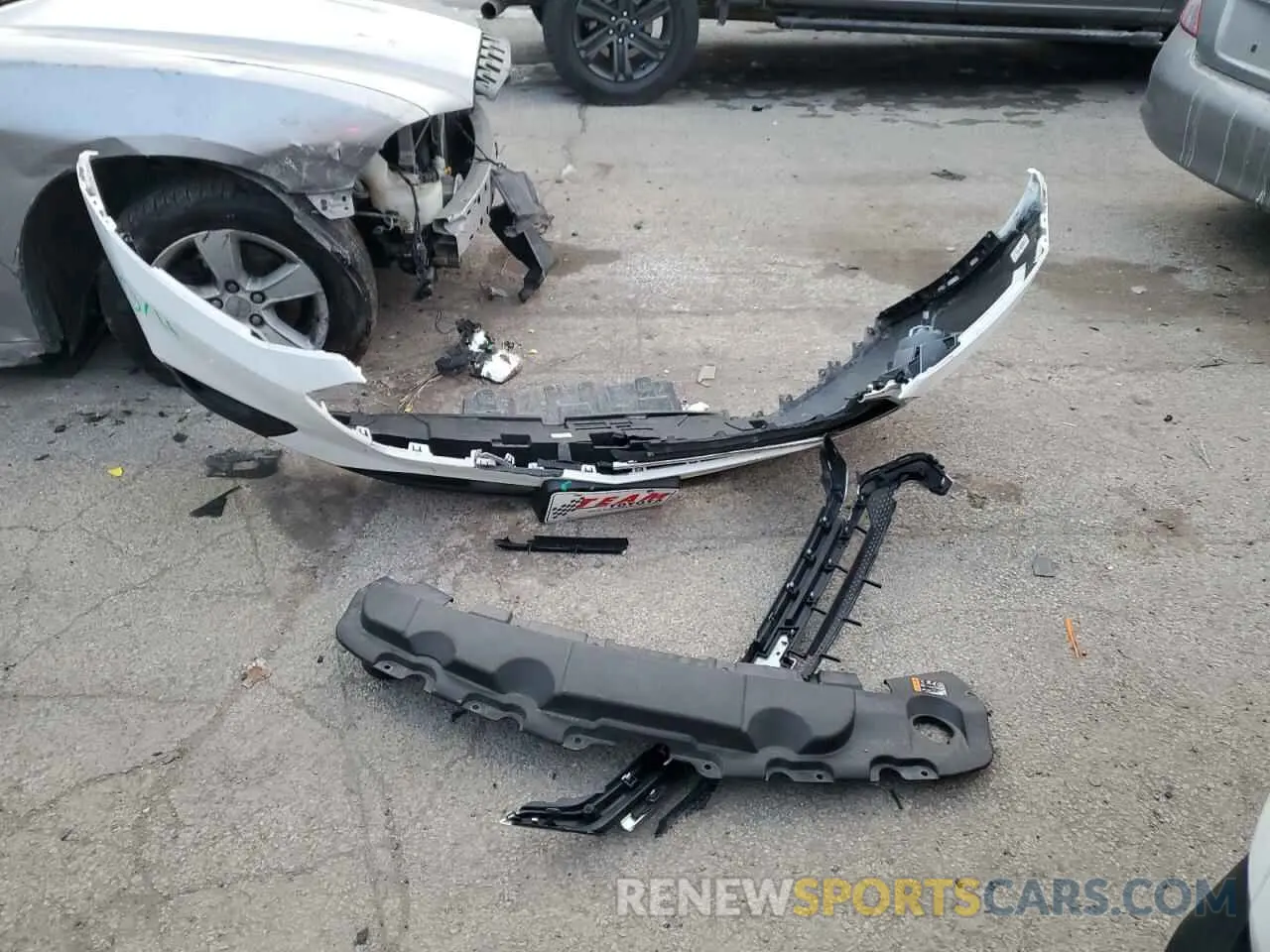 13 fotografías del automóvil dañado 1GNERFKW3KJ300944 CHEVROLET TRAVERSE 2019