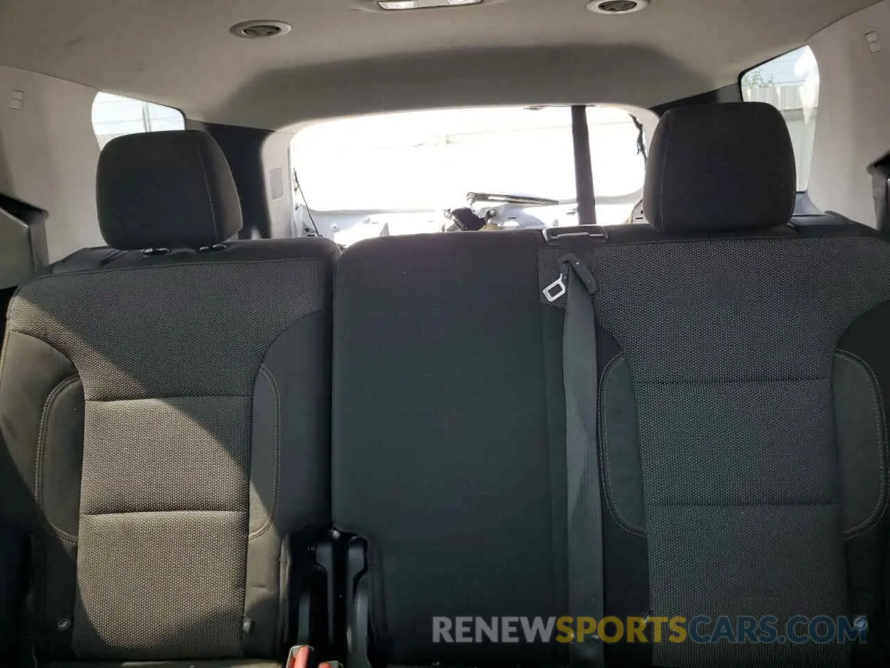 10 fotografías del automóvil dañado 1GNERFKW4KJ143683 CHEVROLET TRAVERSE 2019
