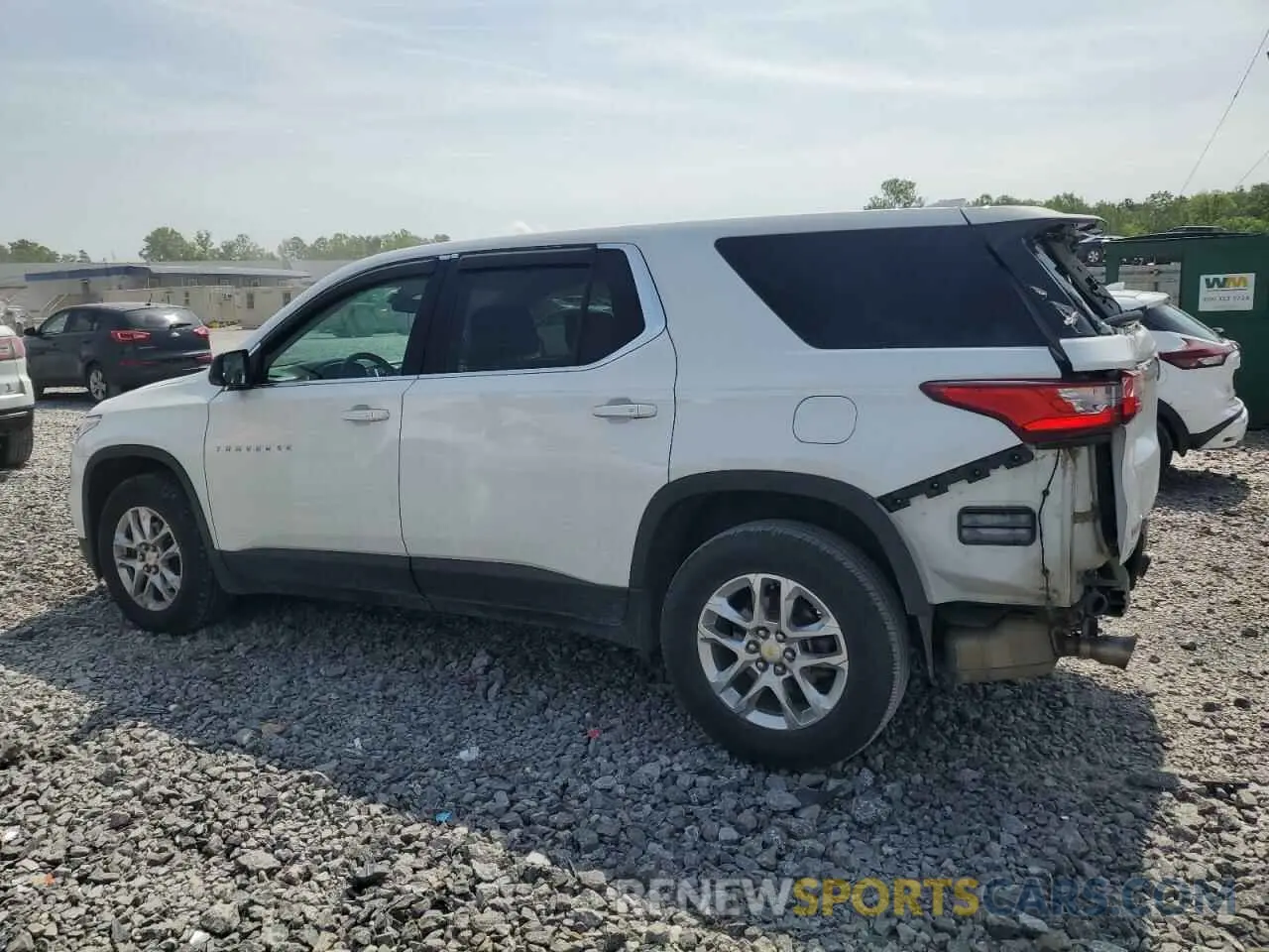 2 fotografías del automóvil dañado 1GNERFKW4KJ143683 CHEVROLET TRAVERSE 2019