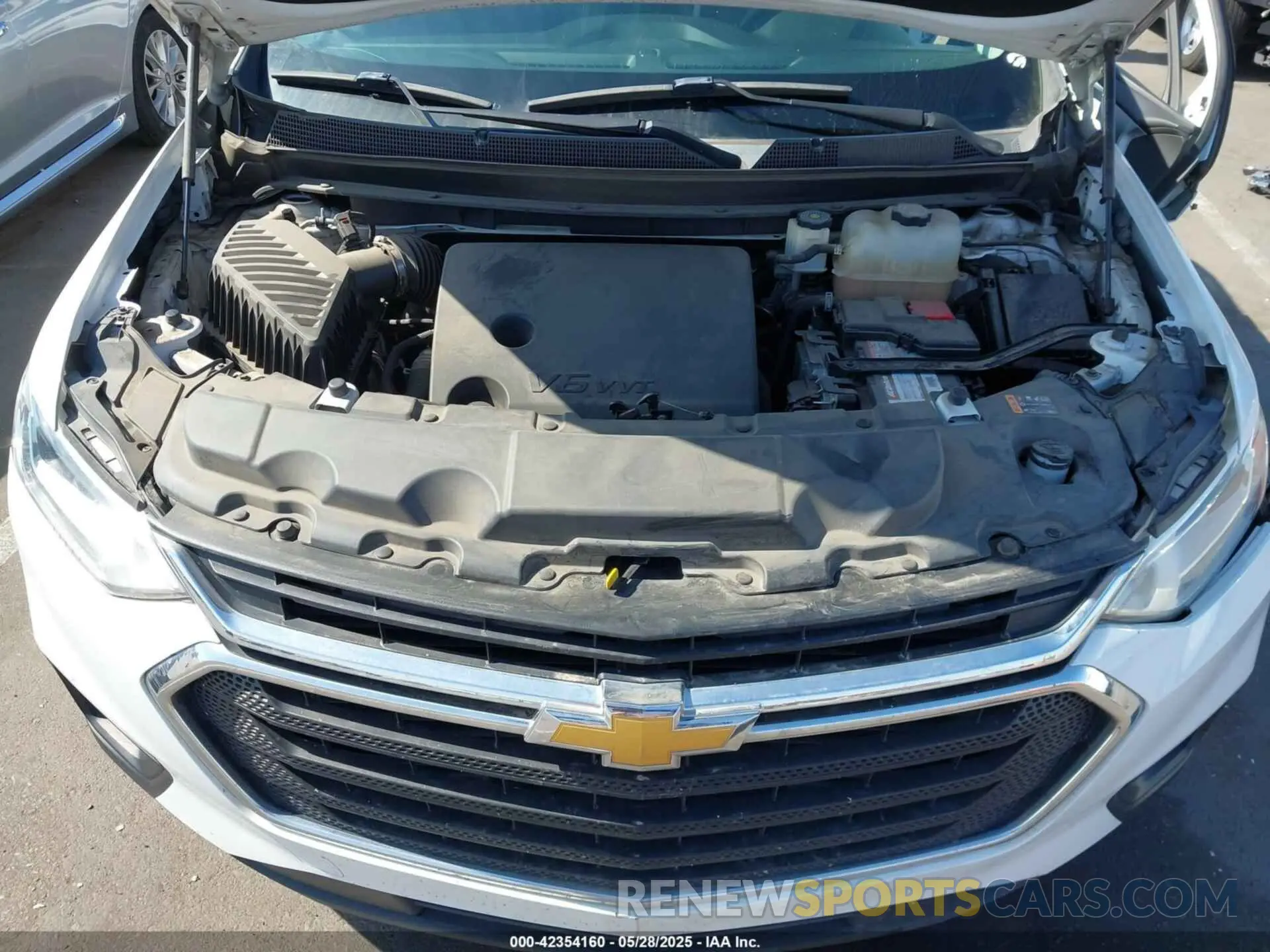 10 fotografías del automóvil dañado 1GNERFKW4KJ172536 CHEVROLET TRAVERSE 2019