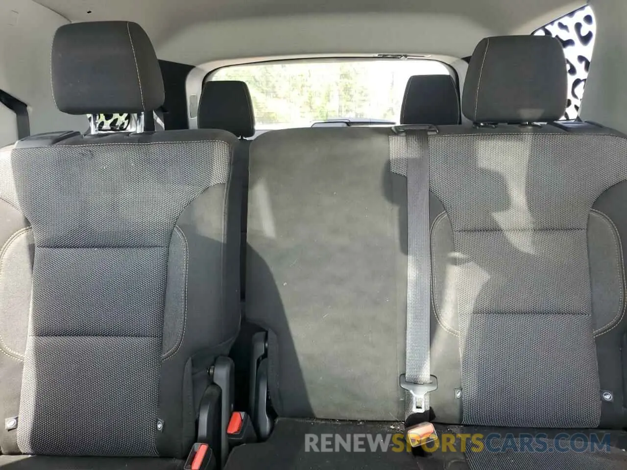10 fotografías del automóvil dañado 1GNERFKW4KJ194696 CHEVROLET TRAVERSE 2019