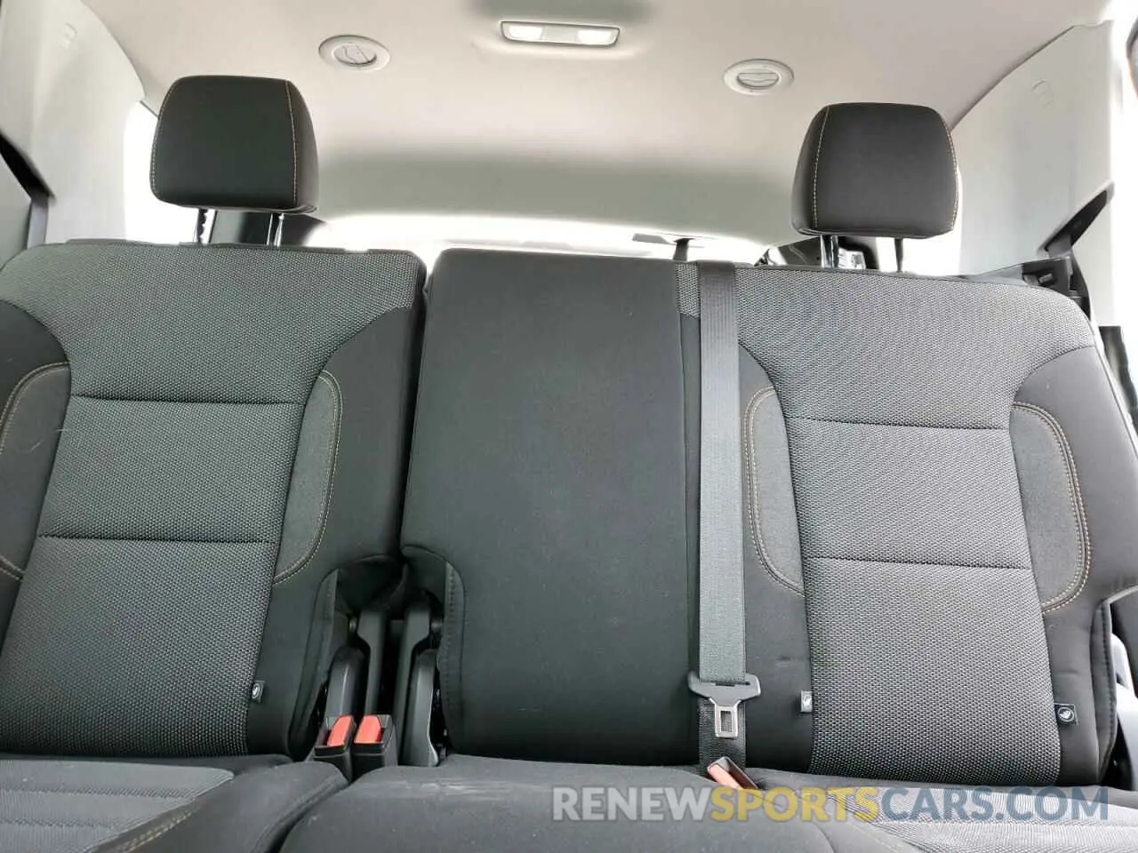 10 fotografías del automóvil dañado 1GNERFKW4KJ198053 CHEVROLET TRAVERSE 2019