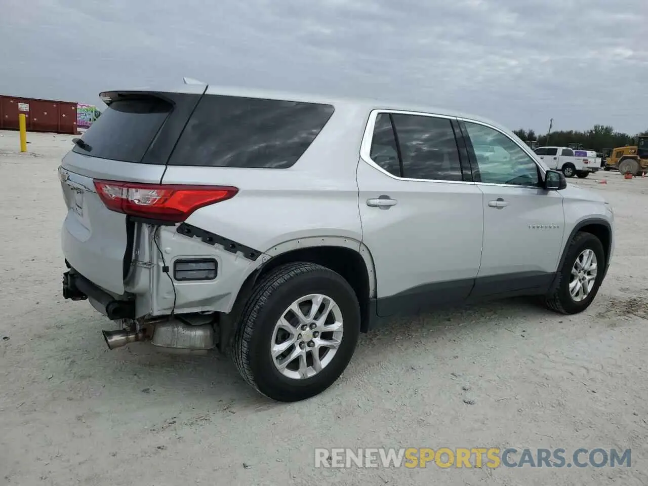 3 fotografías del automóvil dañado 1GNERFKW4KJ198053 CHEVROLET TRAVERSE 2019