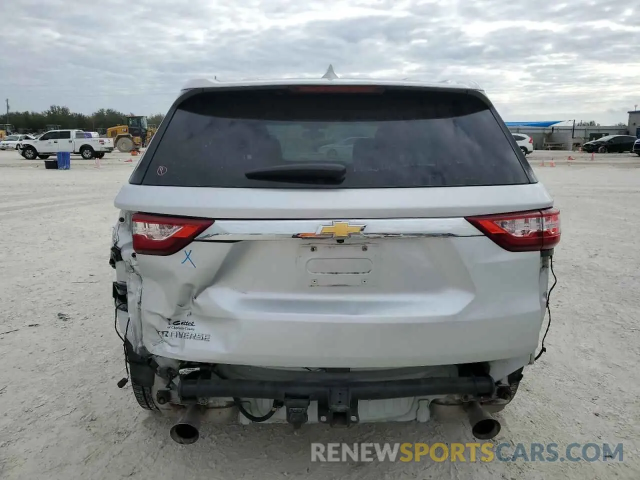 6 fotografías del automóvil dañado 1GNERFKW4KJ198053 CHEVROLET TRAVERSE 2019