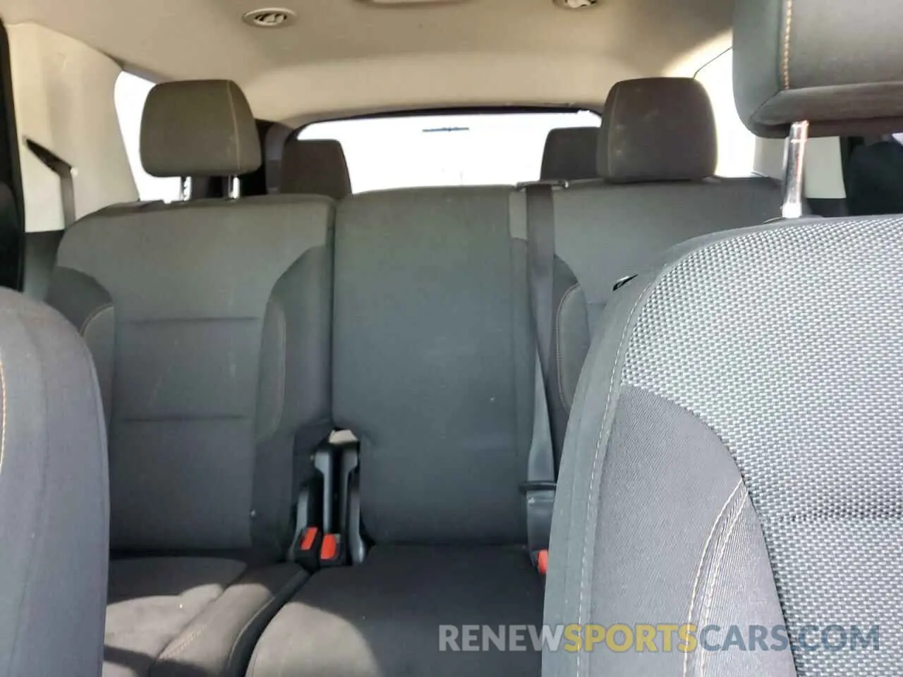 10 fotografías del automóvil dañado 1GNERFKW4KJ303612 CHEVROLET TRAVERSE 2019