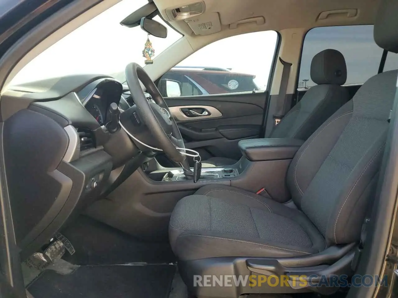 7 fotografías del automóvil dañado 1GNERFKW4KJ303612 CHEVROLET TRAVERSE 2019