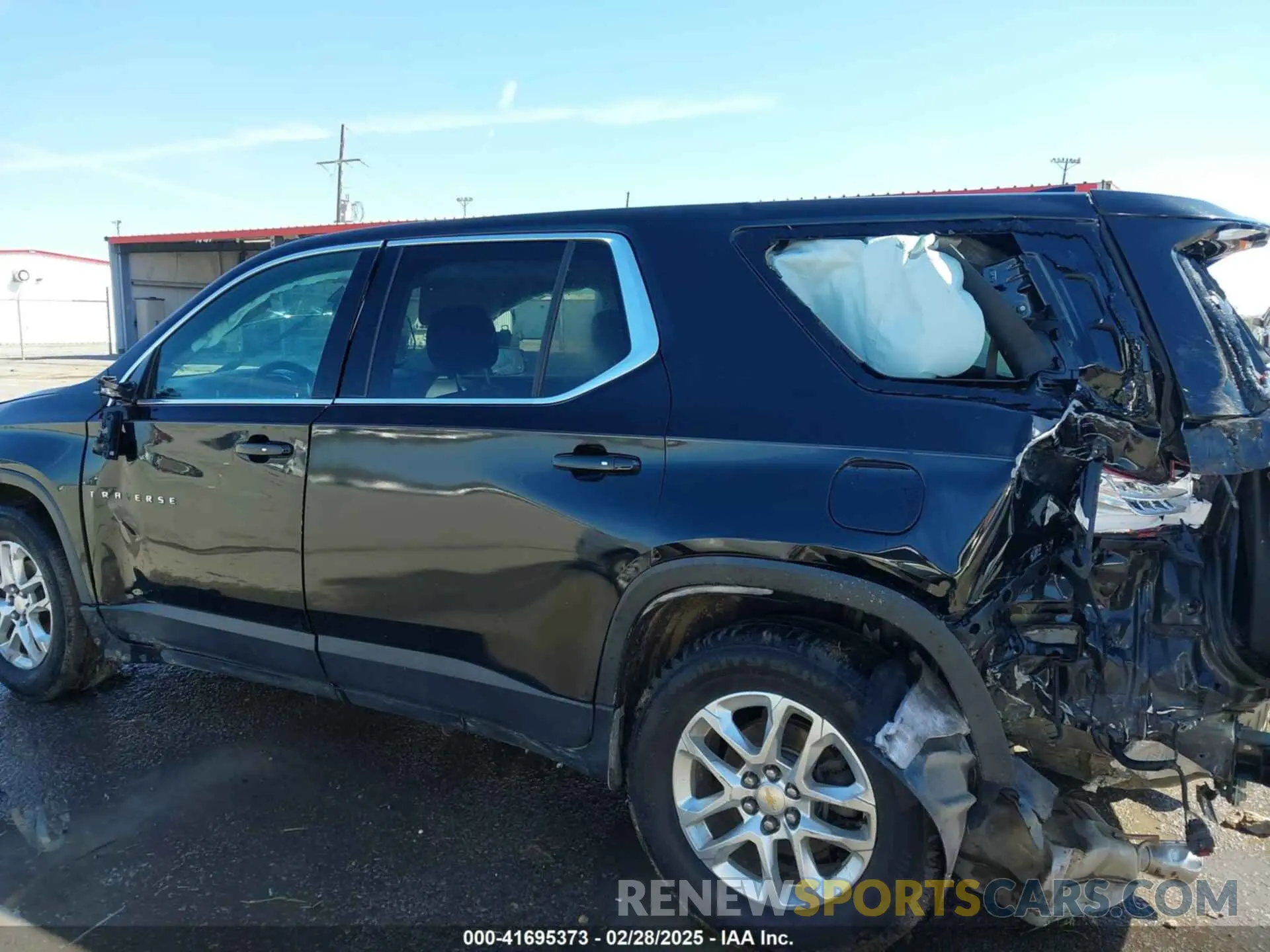 14 fotografías del automóvil dañado 1GNERFKW5KJ283466 CHEVROLET TRAVERSE 2019