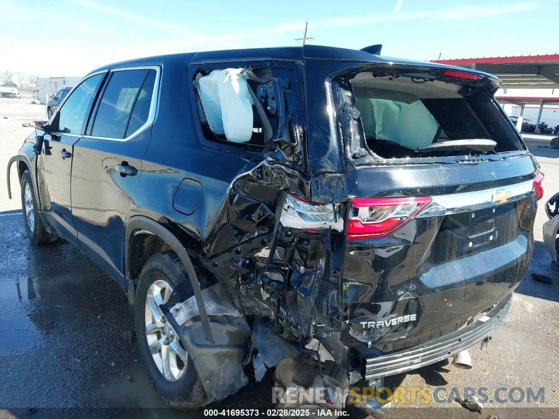 3 fotografías del automóvil dañado 1GNERFKW5KJ283466 CHEVROLET TRAVERSE 2019