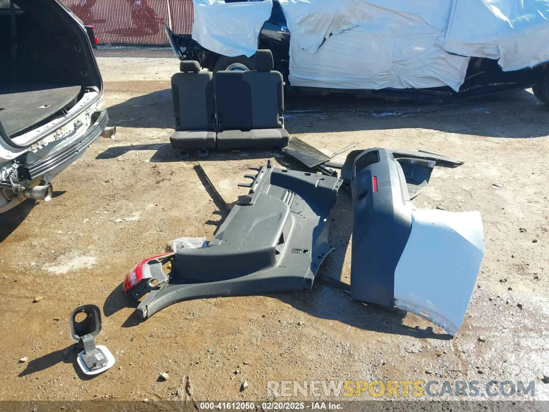 12 fotografías del automóvil dañado 1GNERFKW7KJ224791 CHEVROLET TRAVERSE 2019