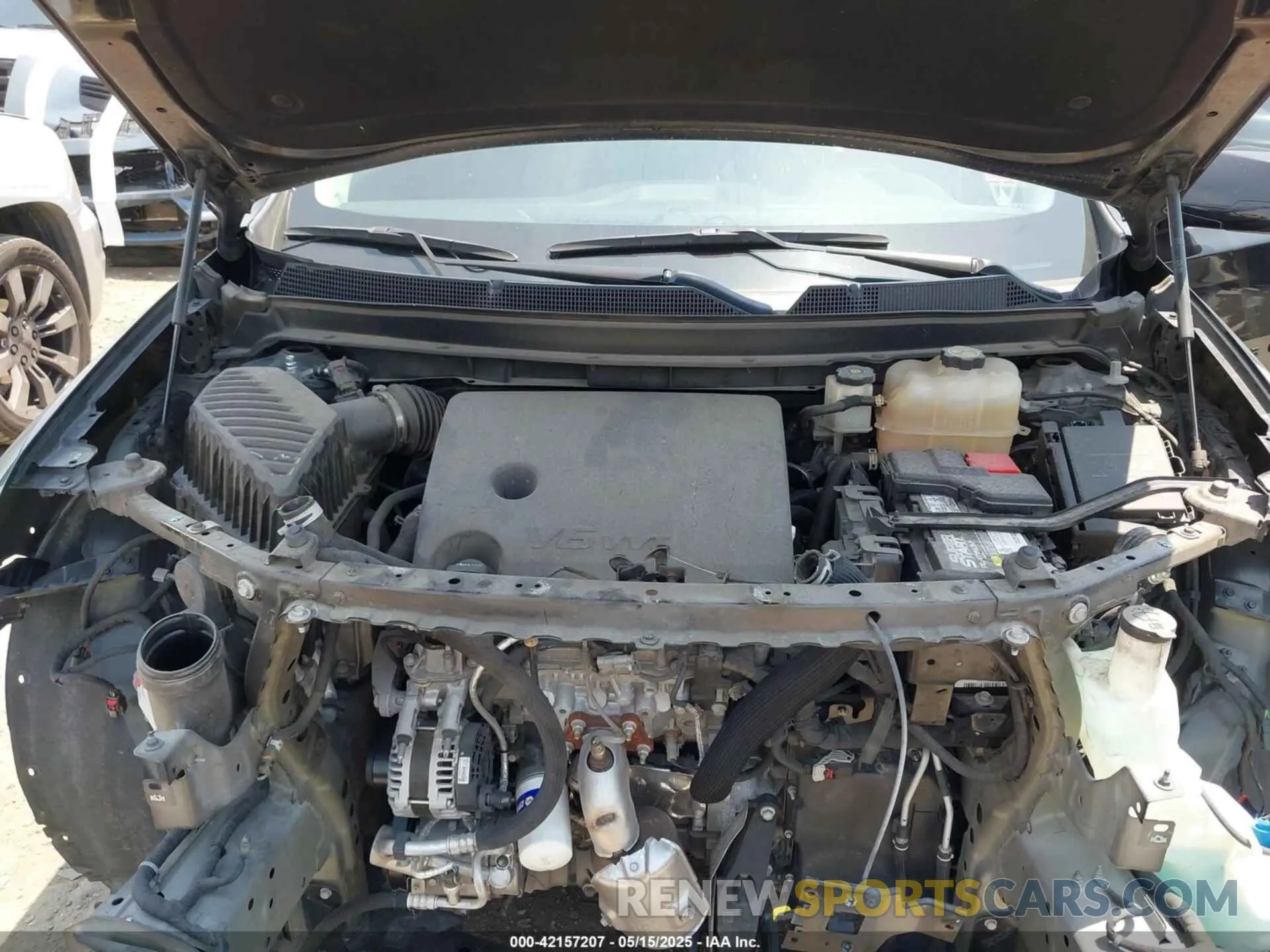 10 fotografías del automóvil dañado 1GNERFKW8KJ102229 CHEVROLET TRAVERSE 2019