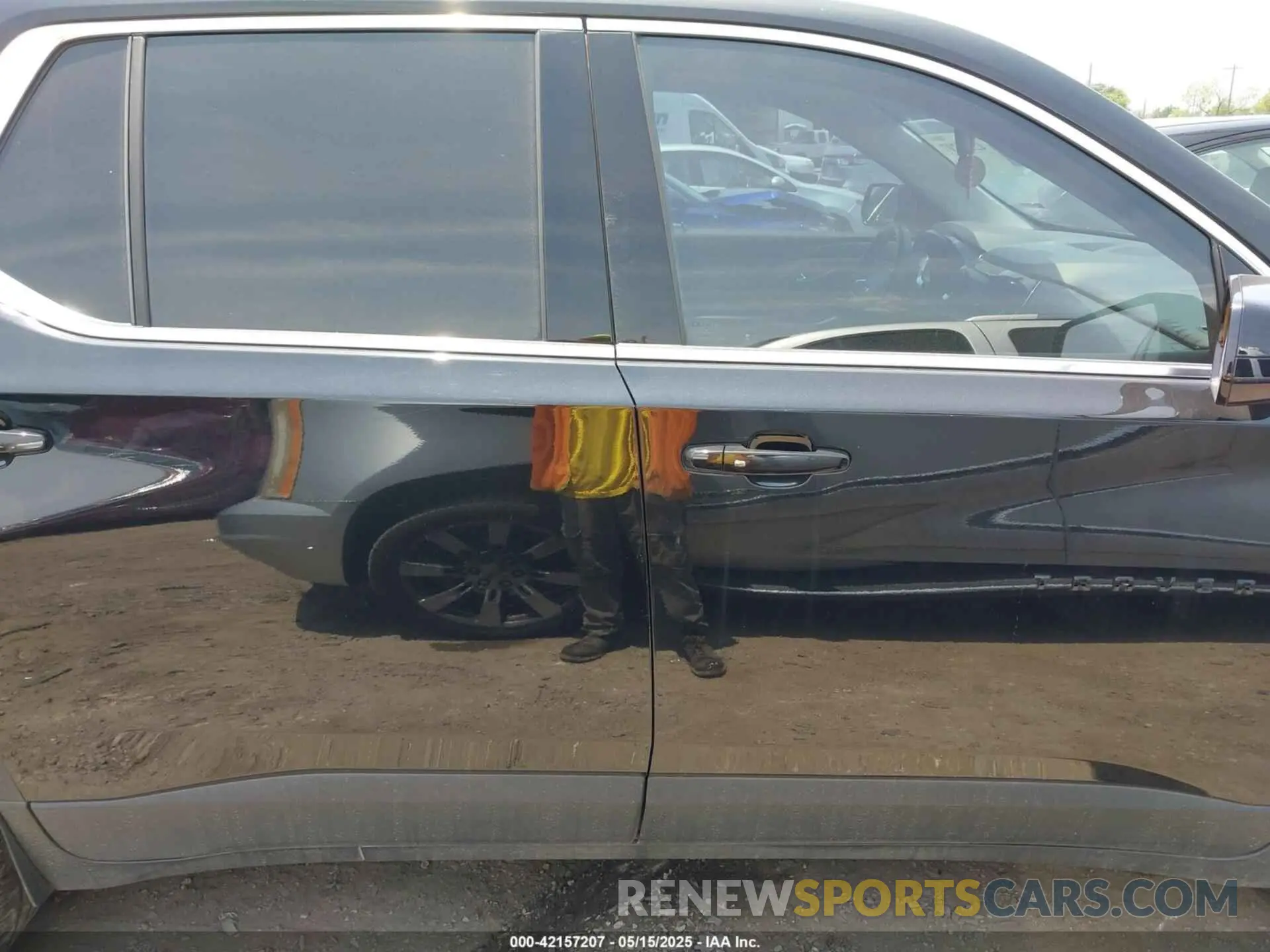 14 fotografías del automóvil dañado 1GNERFKW8KJ102229 CHEVROLET TRAVERSE 2019
