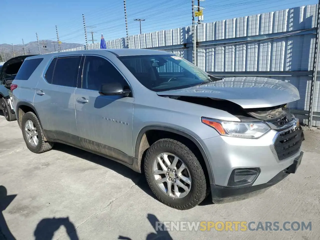 4 fotografías del automóvil dañado 1GNERFKW9KJ107567 CHEVROLET TRAVERSE 2019