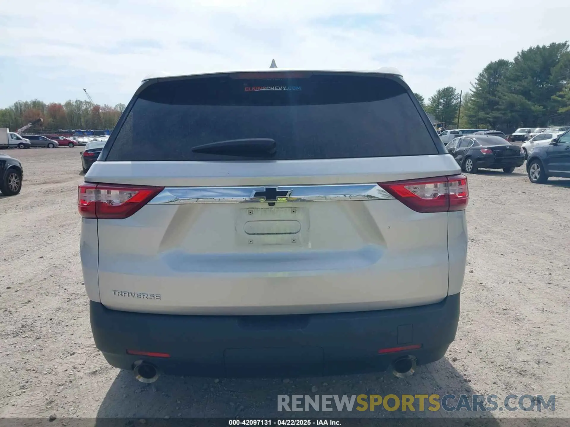 17 fotografías del automóvil dañado 1GNERFKW9KJ266878 CHEVROLET TRAVERSE 2019