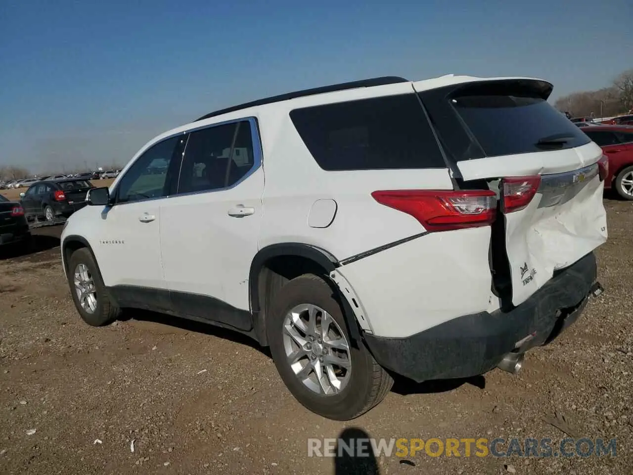 2 fotografías del automóvil dañado 1GNERGKW1KJ100280 CHEVROLET TRAVERSE 2019
