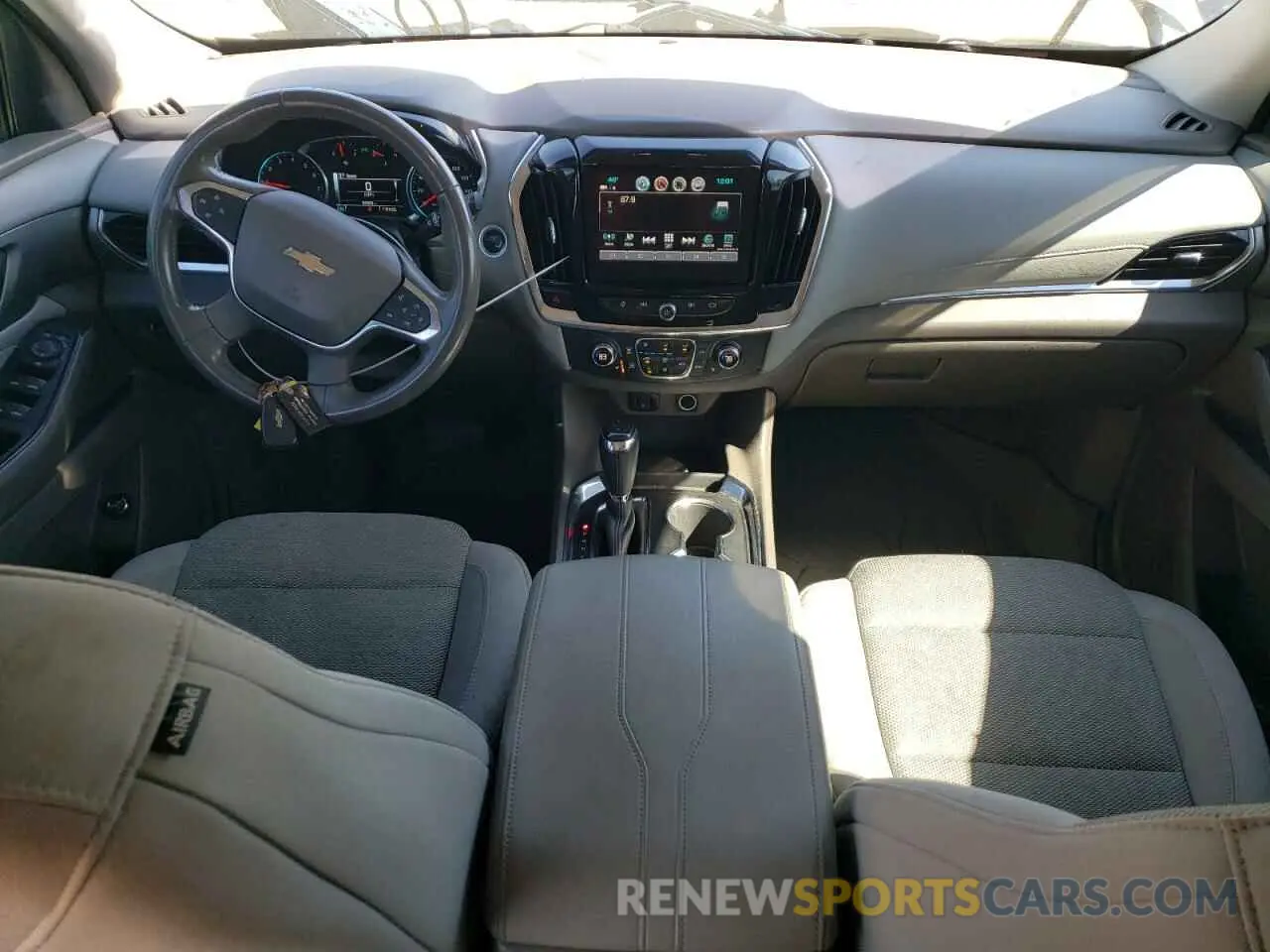8 fotografías del automóvil dañado 1GNERGKW1KJ107648 CHEVROLET TRAVERSE 2019