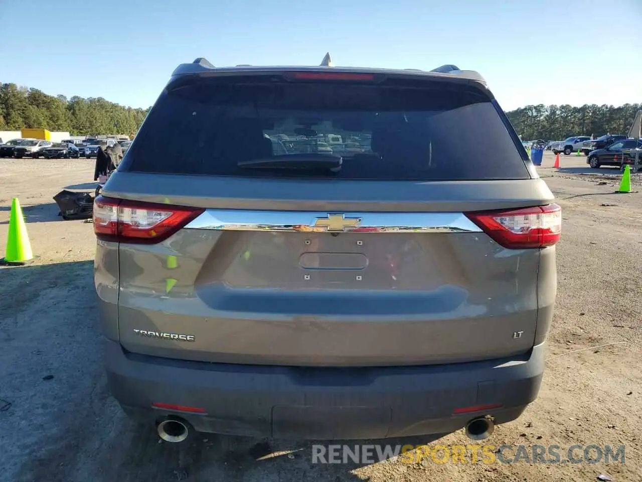 6 fotografías del automóvil dañado 1GNERGKW1KJ127740 CHEVROLET TRAVERSE 2019