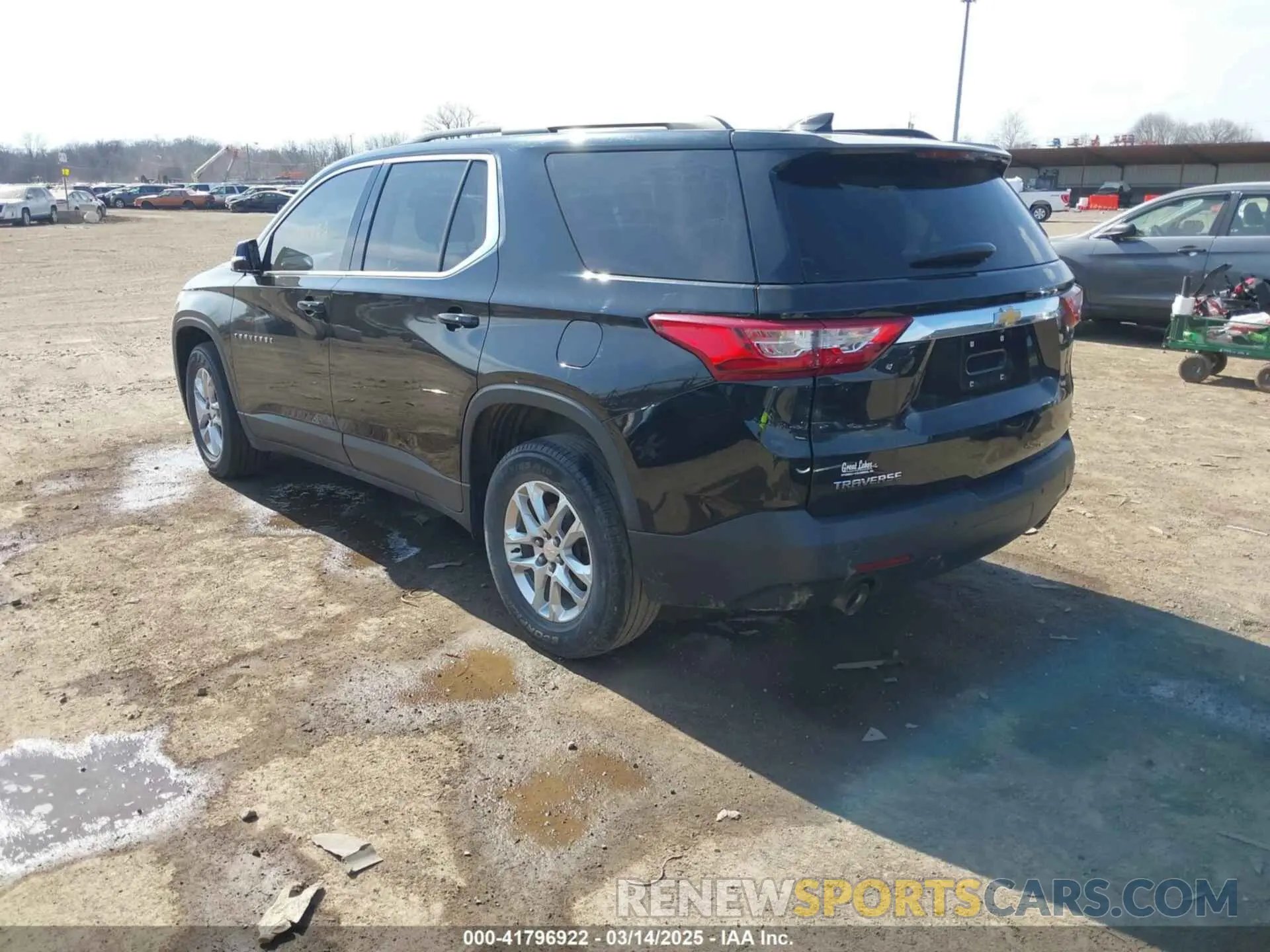 3 fotografías del automóvil dañado 1GNERGKW1KJ158289 CHEVROLET TRAVERSE 2019