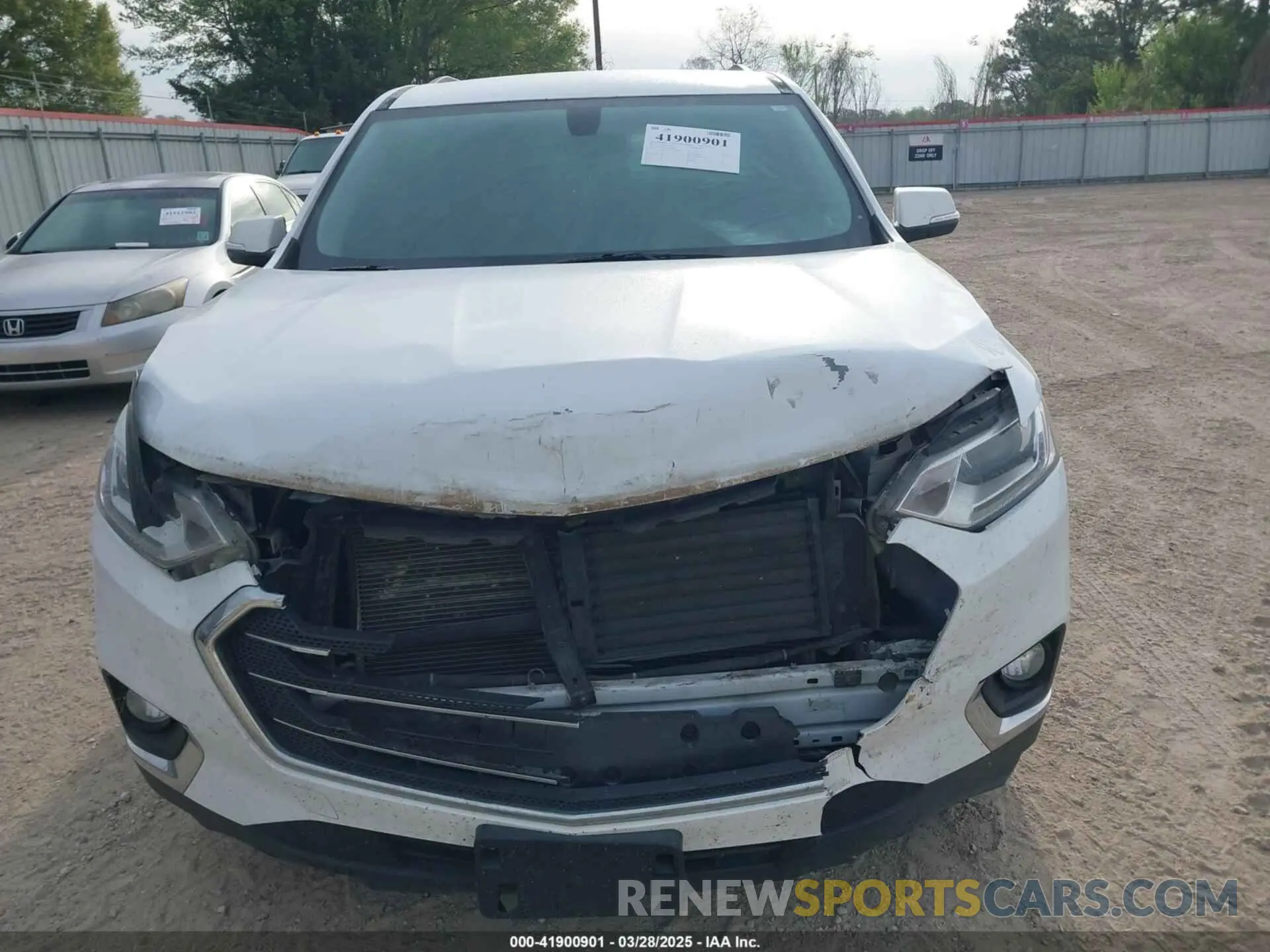 13 fotografías del automóvil dañado 1GNERGKW1KJ193902 CHEVROLET TRAVERSE 2019