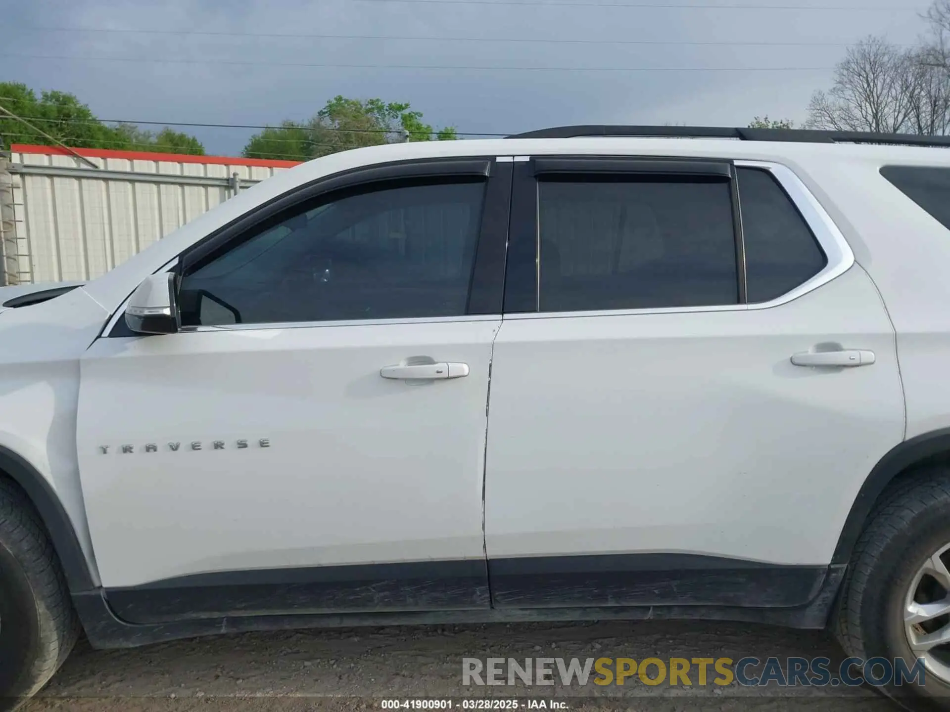 15 fotografías del automóvil dañado 1GNERGKW1KJ193902 CHEVROLET TRAVERSE 2019
