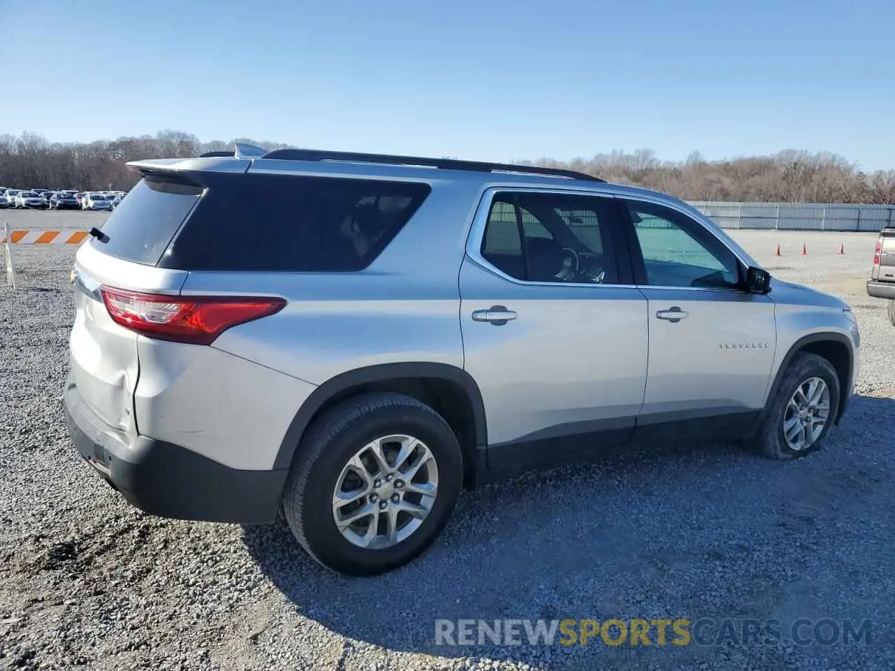 3 fotografías del automóvil dañado 1GNERGKW1KJ195486 CHEVROLET TRAVERSE 2019