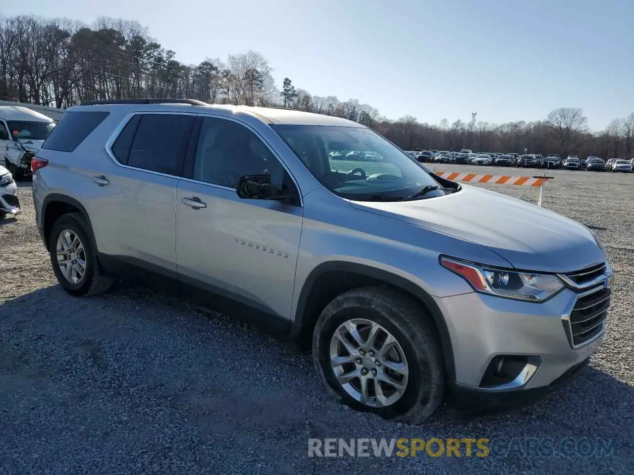4 fotografías del automóvil dañado 1GNERGKW1KJ195486 CHEVROLET TRAVERSE 2019