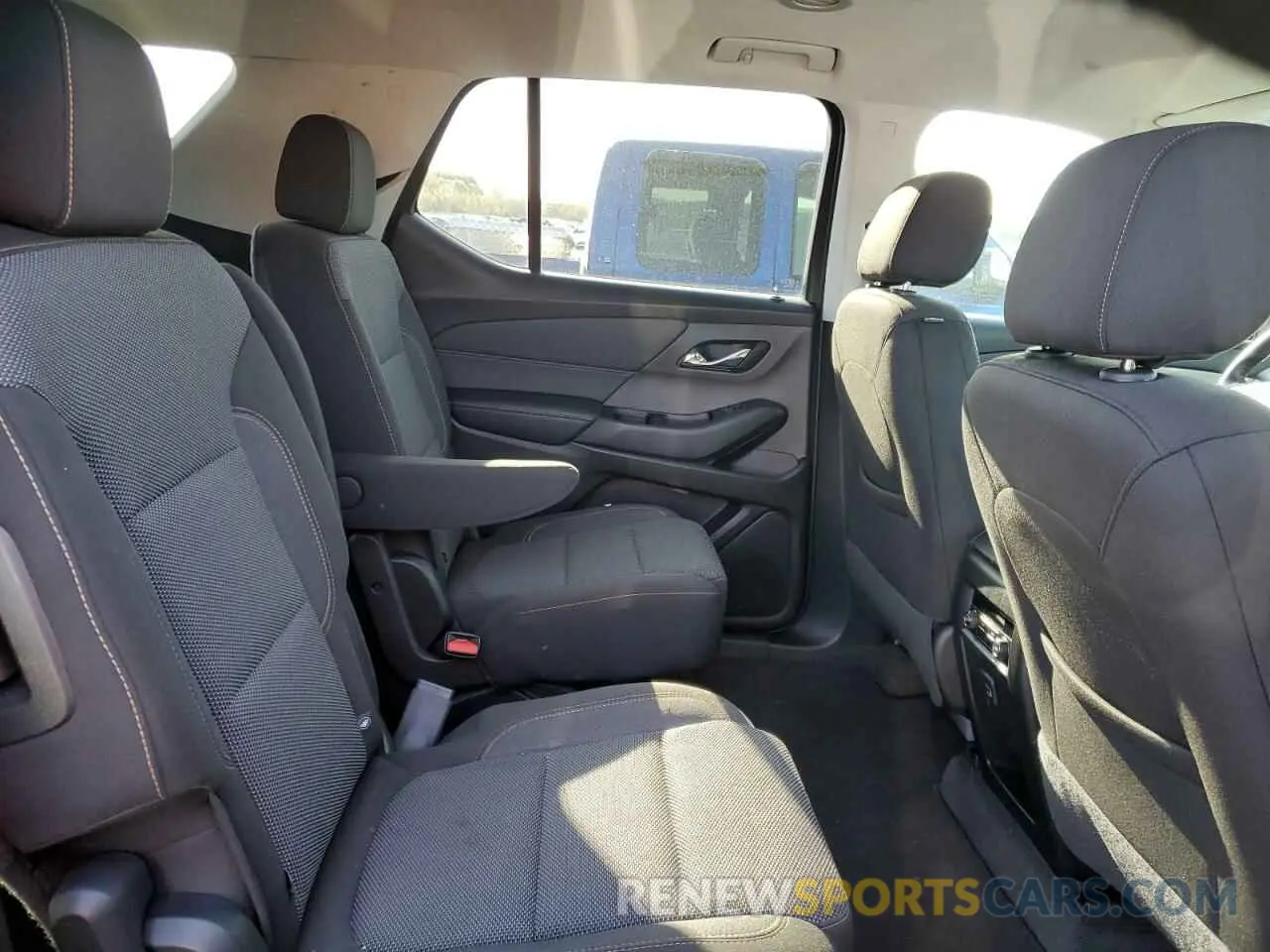 11 fotografías del automóvil dañado 1GNERGKW2KJ199997 CHEVROLET TRAVERSE 2019