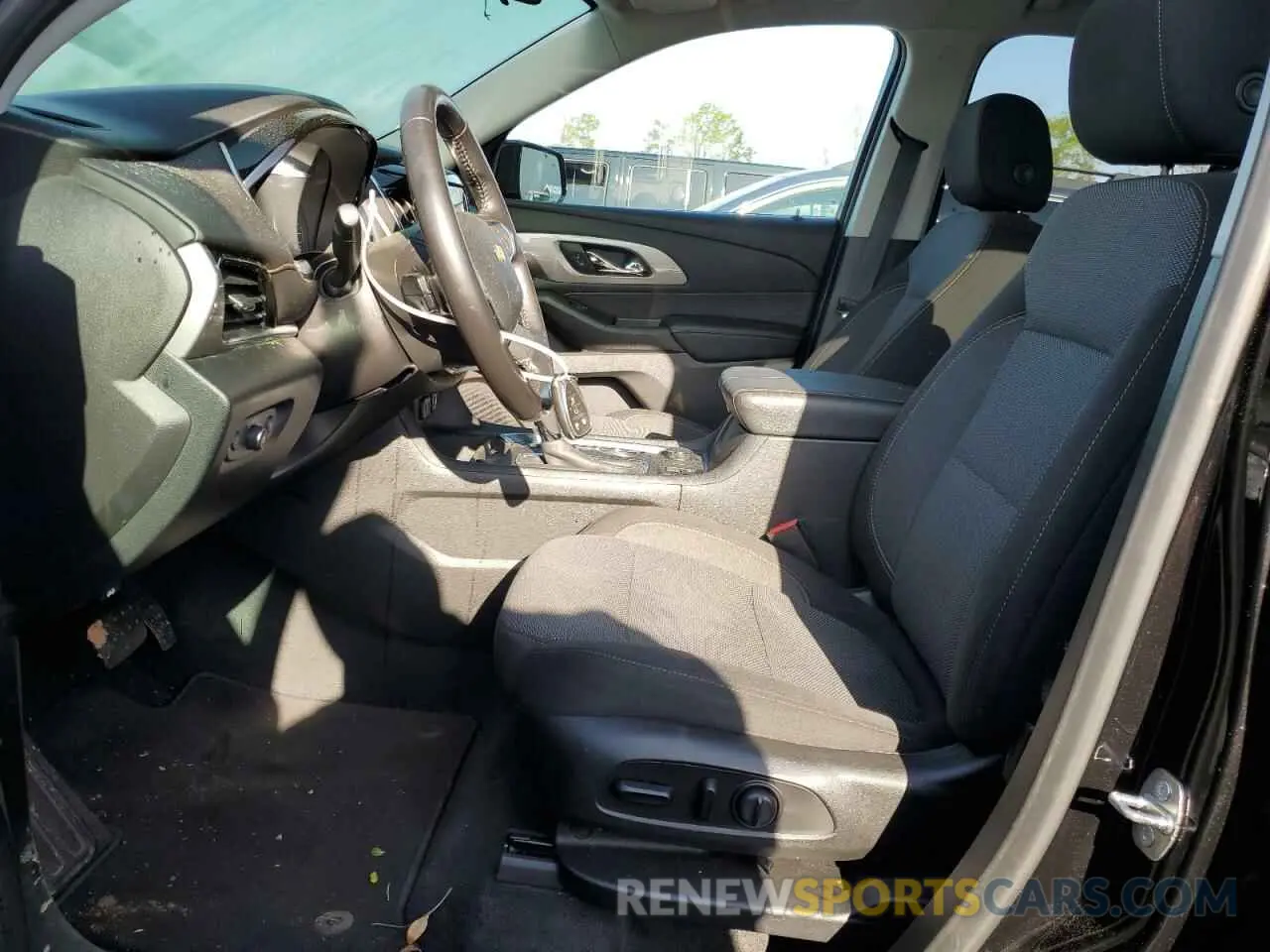 7 fotografías del automóvil dañado 1GNERGKW2KJ199997 CHEVROLET TRAVERSE 2019