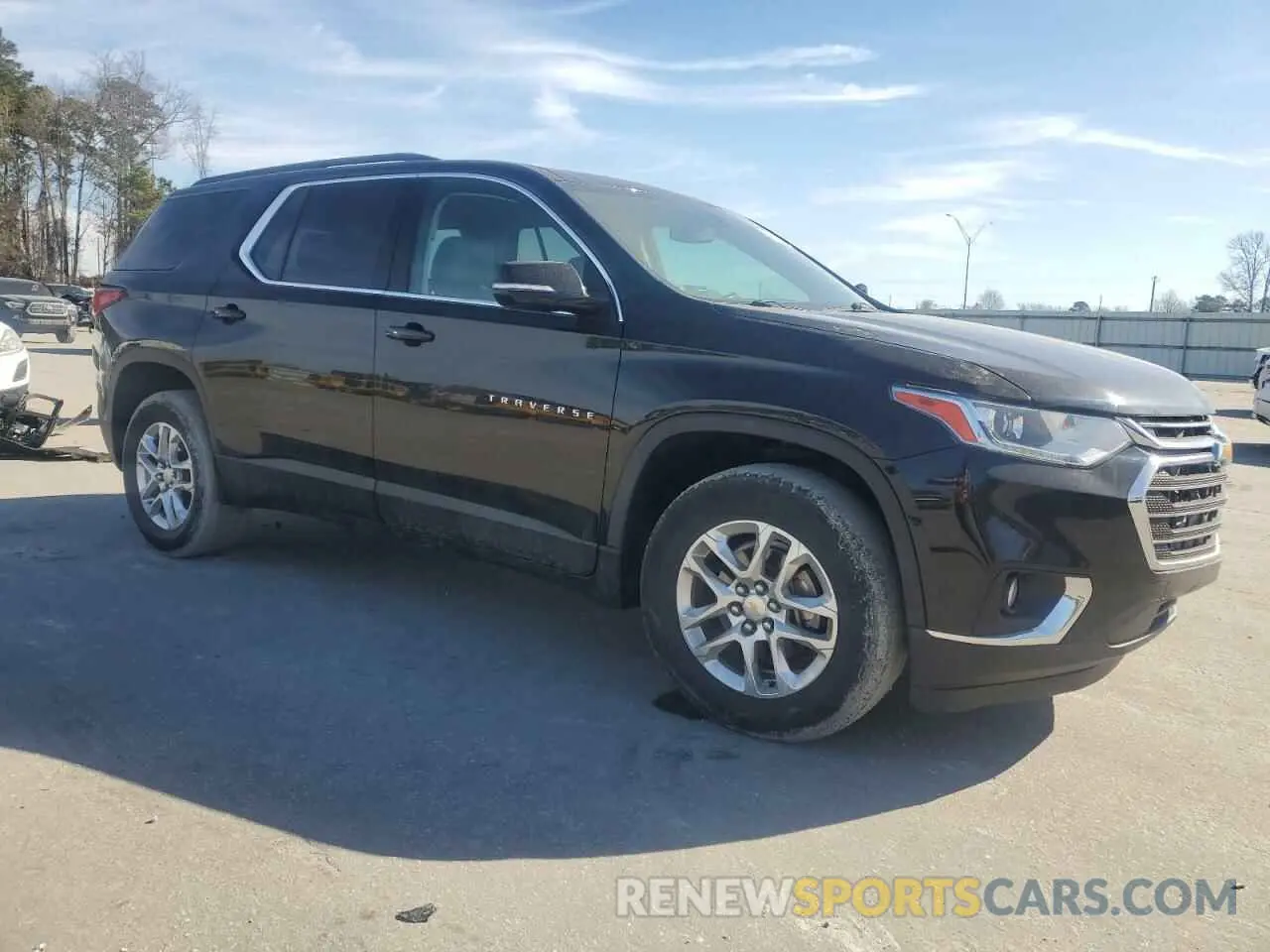 4 fotografías del automóvil dañado 1GNERGKW3KJ287862 CHEVROLET TRAVERSE 2019