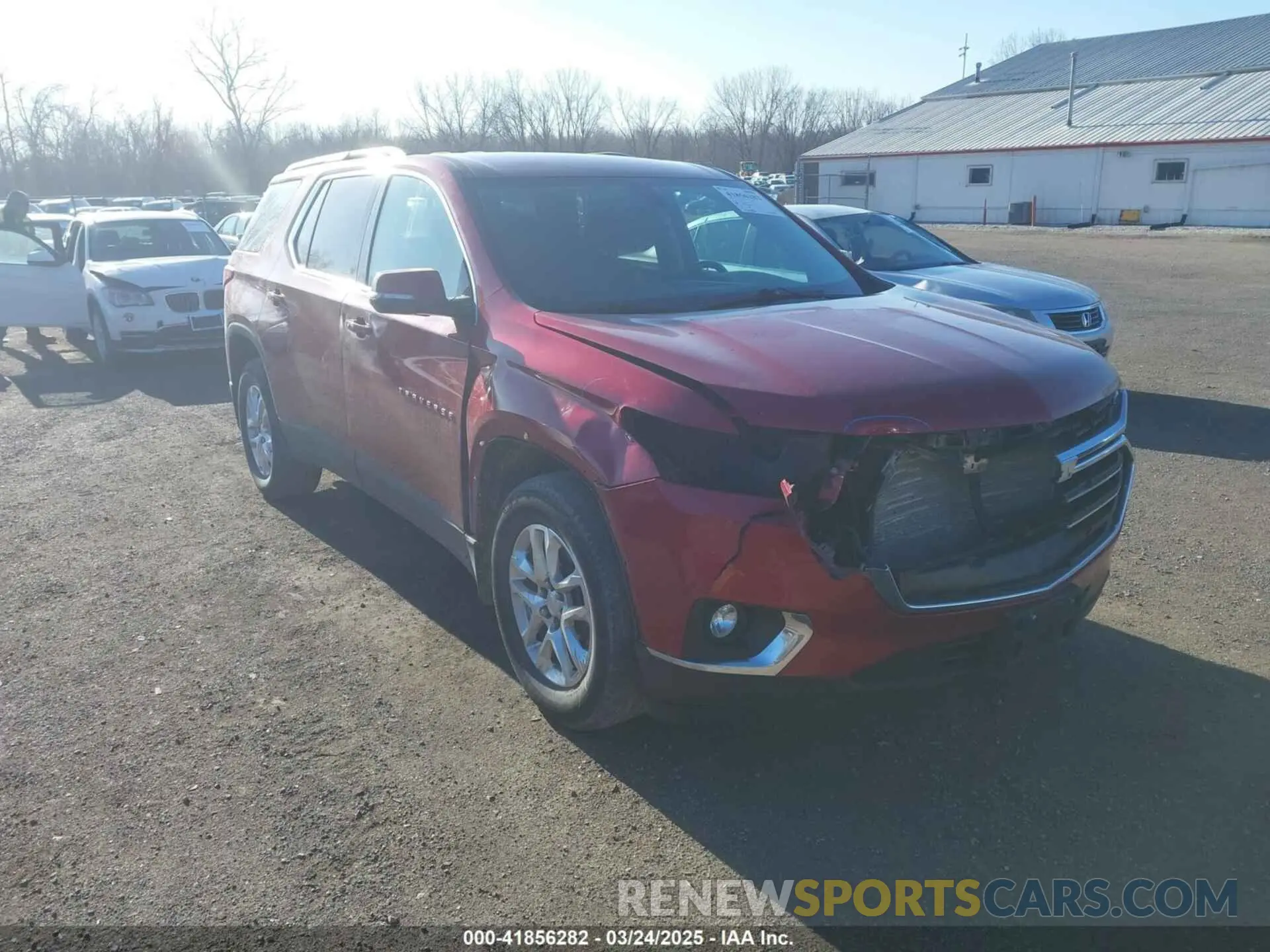 1 fotografías del automóvil dañado 1GNERGKW4KJ101794 CHEVROLET TRAVERSE 2019