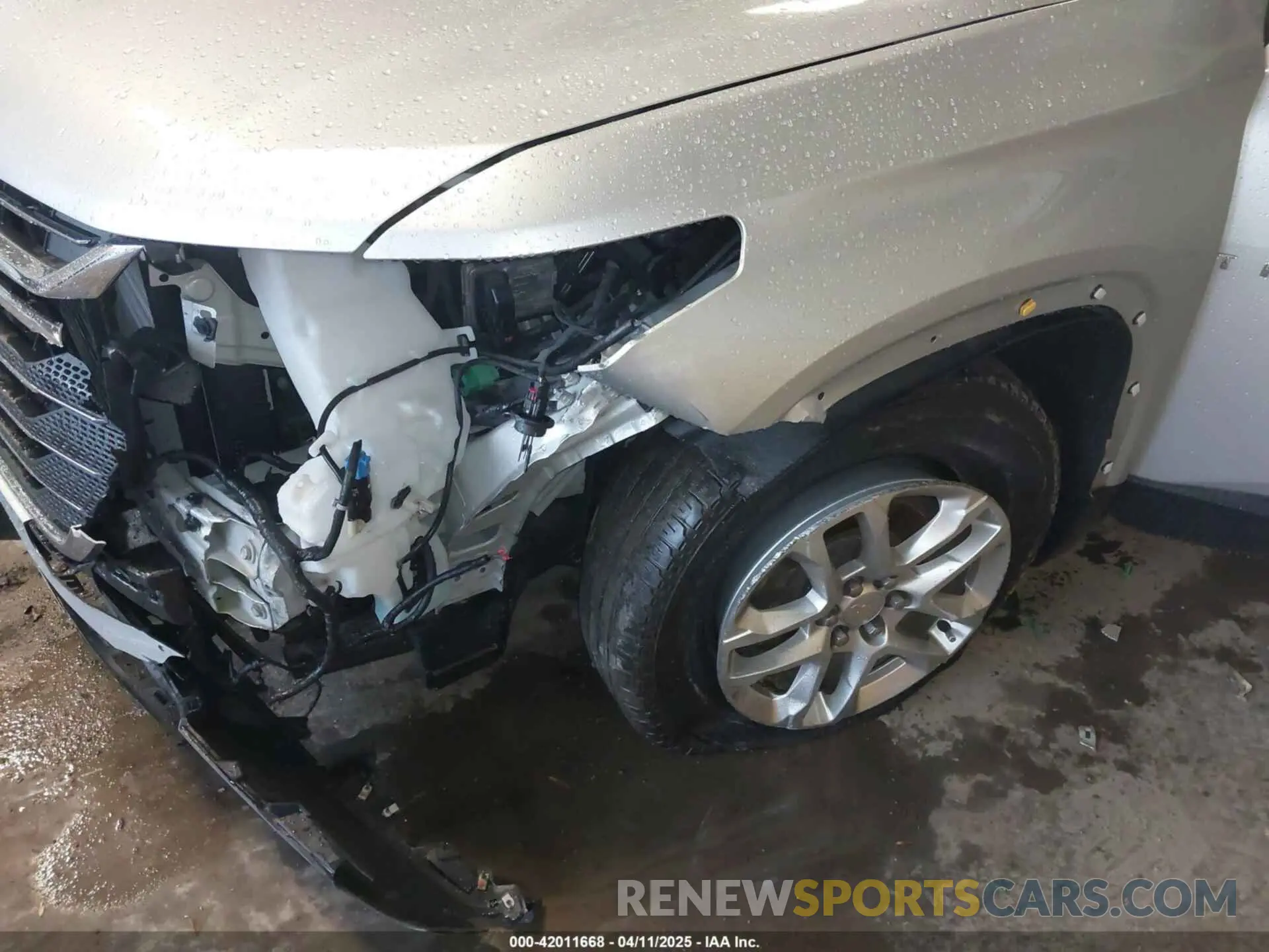 6 fotografías del automóvil dañado 1GNERGKW4KJ208179 CHEVROLET TRAVERSE 2019