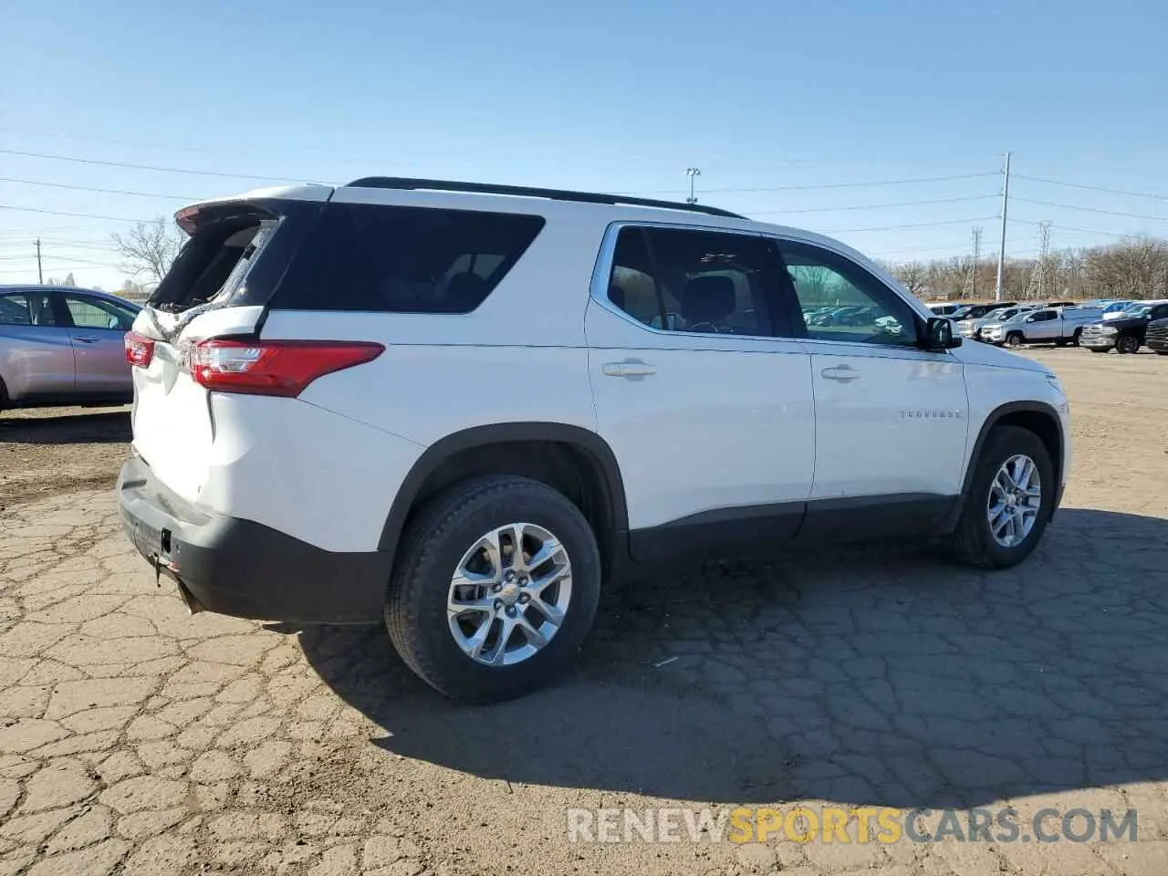 3 fotografías del automóvil dañado 1GNERGKW4KJ276935 CHEVROLET TRAVERSE 2019