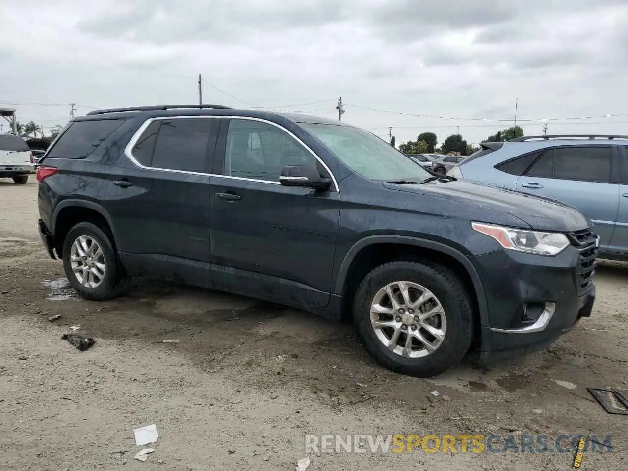 4 fotografías del automóvil dañado 1GNERGKW5KJ151104 CHEVROLET TRAVERSE 2019