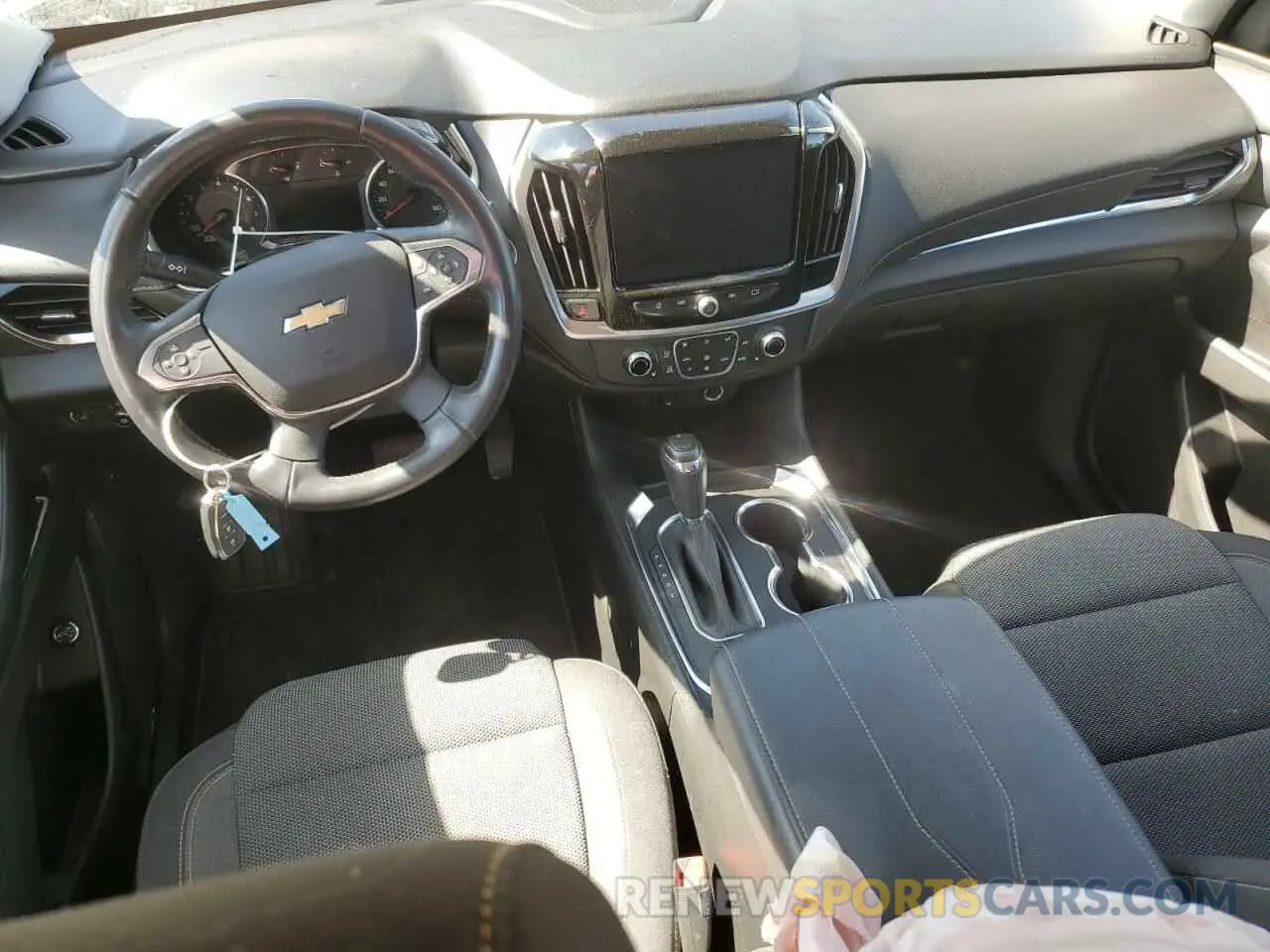 8 fotografías del automóvil dañado 1GNERGKW5KJ249839 CHEVROLET TRAVERSE 2019