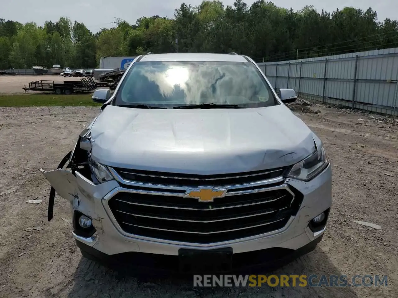 5 fotografías del automóvil dañado 1GNERGKW6KJ107225 CHEVROLET TRAVERSE 2019