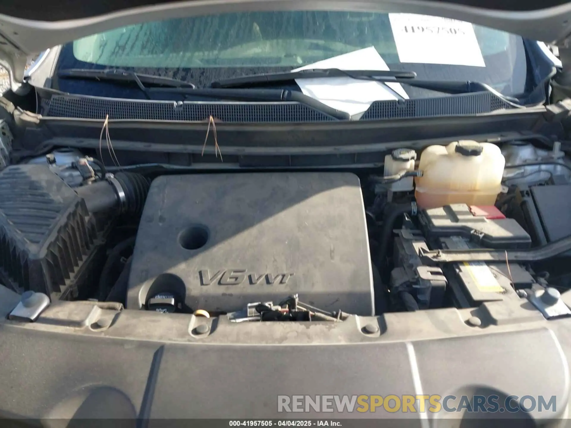 10 fotografías del automóvil dañado 1GNERGKW6KJ172799 CHEVROLET TRAVERSE 2019